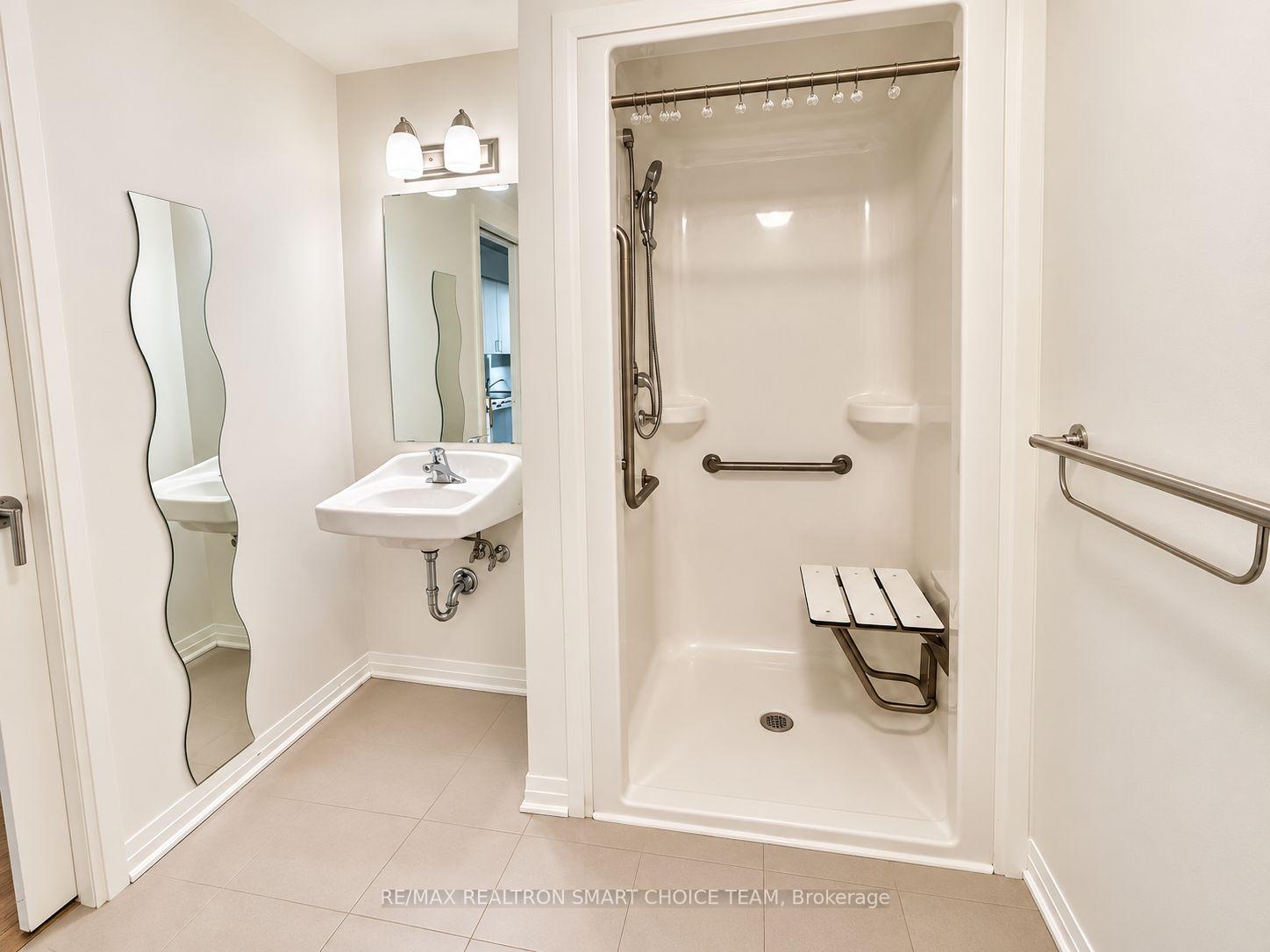 Photo 13 of Unit 721, 1900 Simcoe Street N, Oshawa, Samac — HOMEH