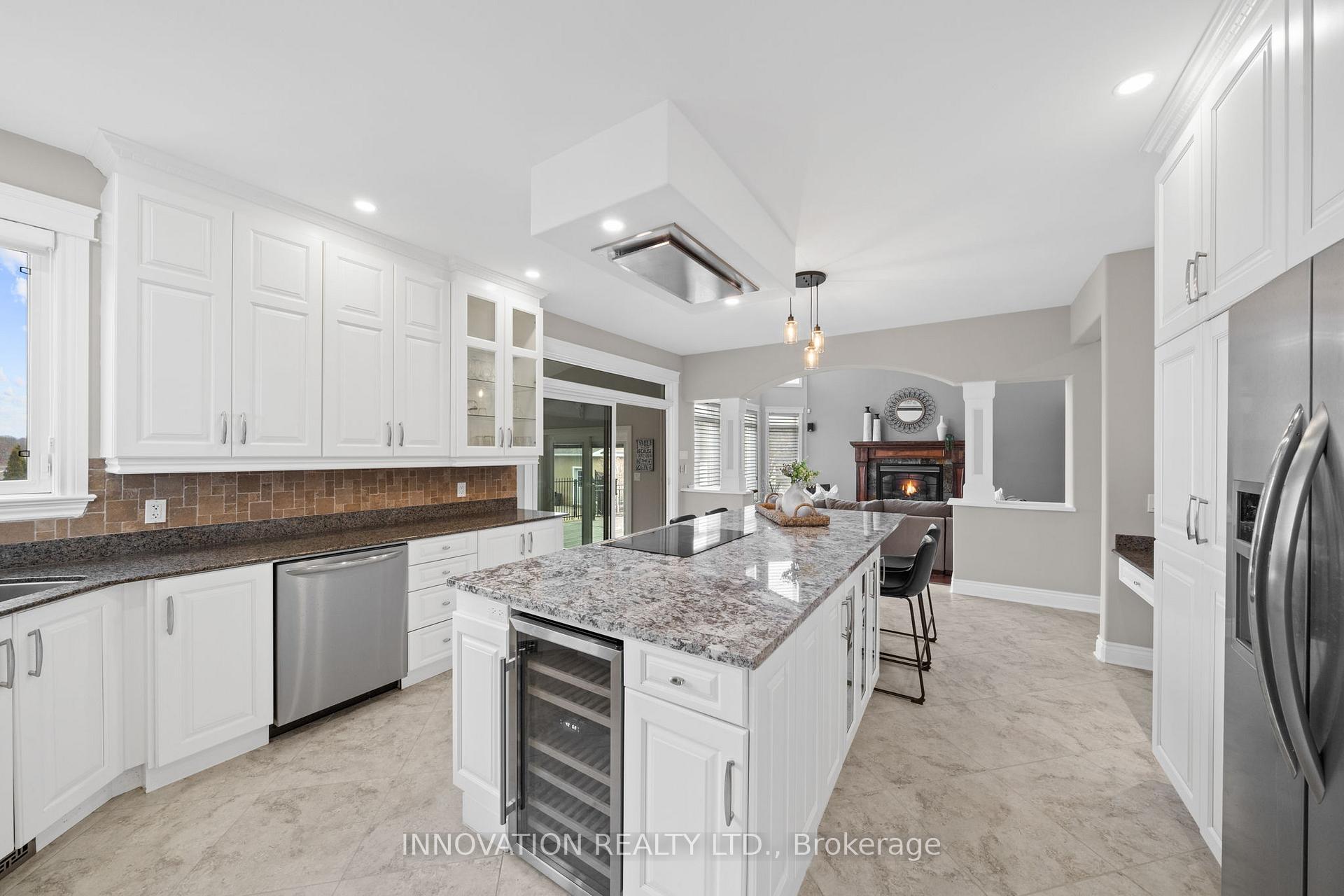 Photo 11 of 6635 Old Forest Drive, Ottawa, North Gower — HOMEH