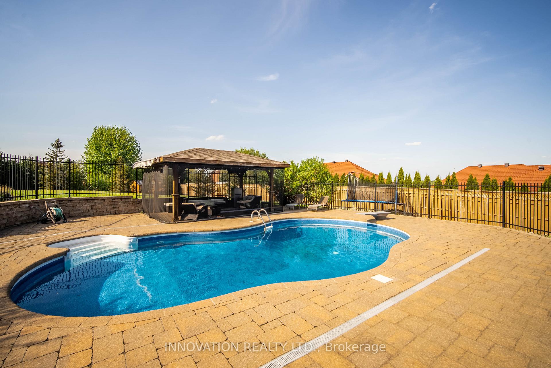 Photo 43 of 6635 Old Forest Drive, Ottawa, North Gower — HOMEH