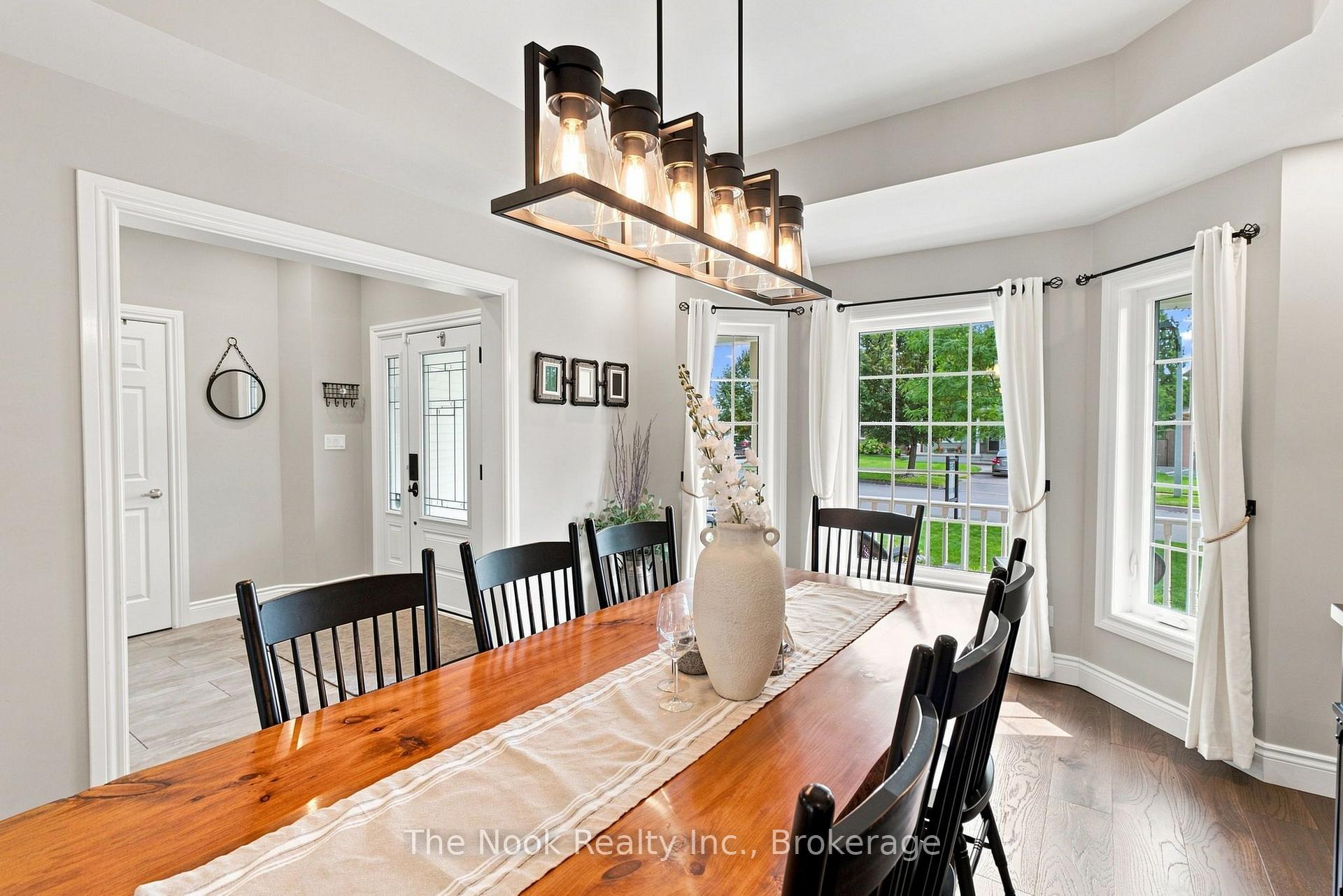 Photo 9 of 412 Meadow Street, Oshawa, Kedron — HOMEH
