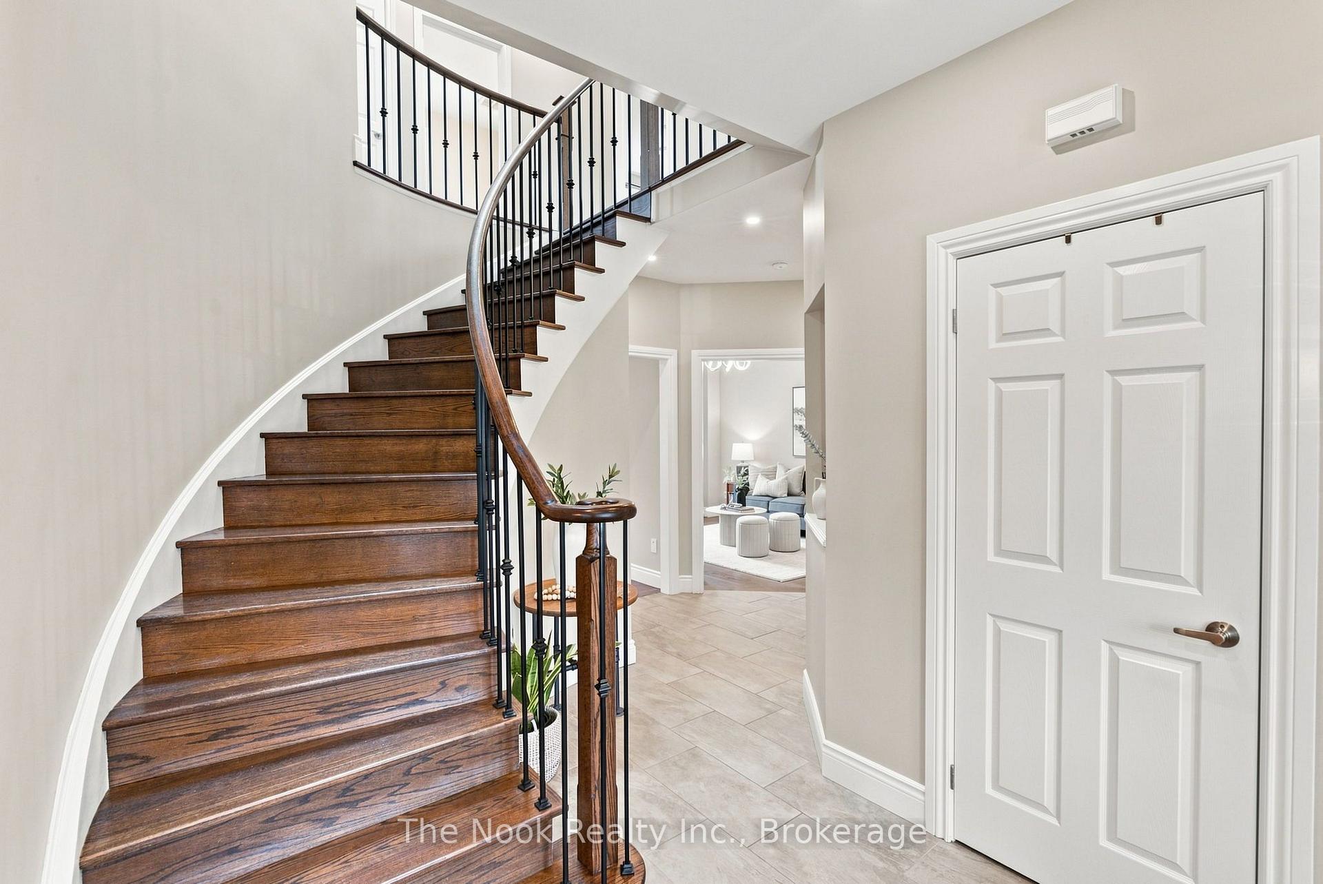 Photo 19 of 412 Meadow Street, Oshawa, Kedron — HOMEH