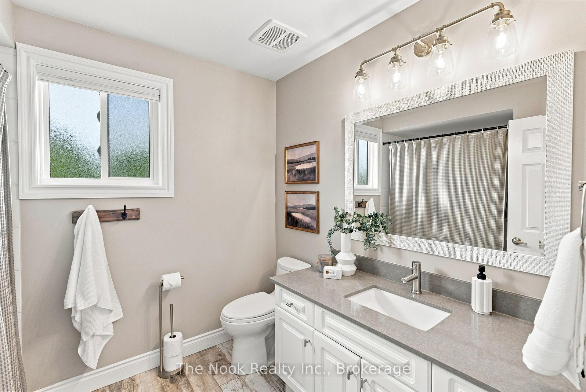 Photo 26 of 412 Meadow Street, Oshawa, Kedron — HOMEH