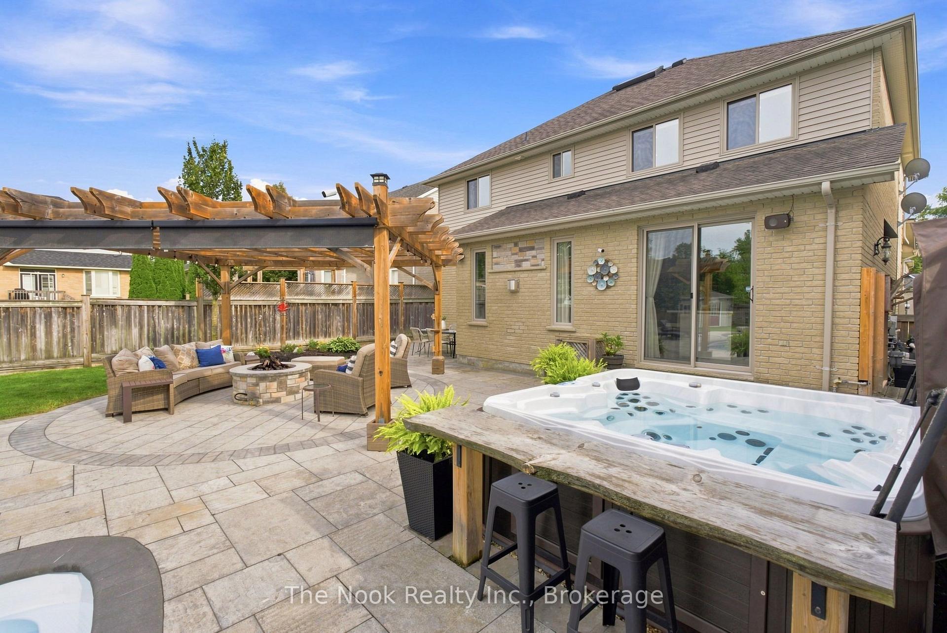 Photo 44 of 412 Meadow Street, Oshawa, Kedron — HOMEH