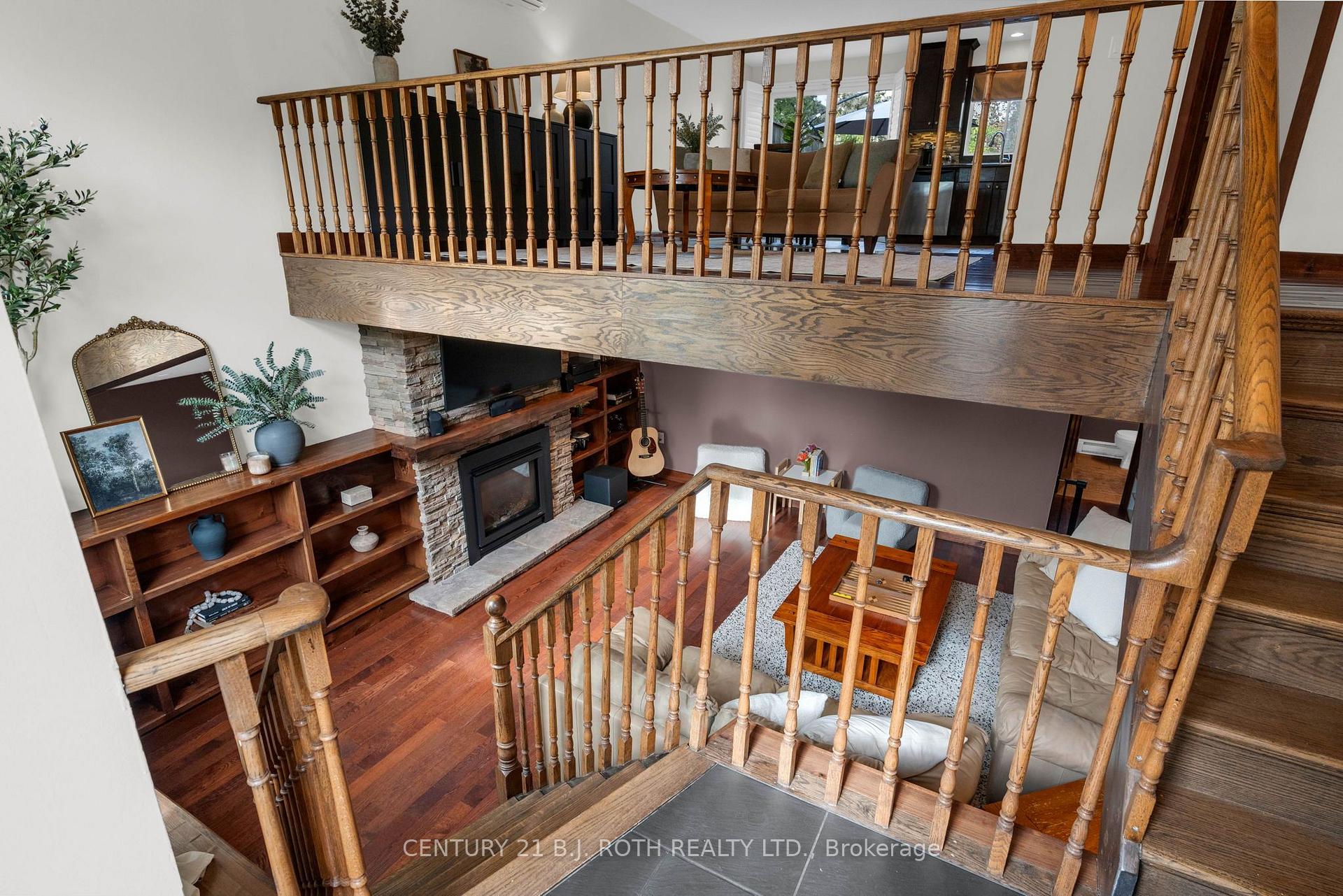 Photo 36 of 76 Fox Run, Barrie, Letitia Heights — HOMEH