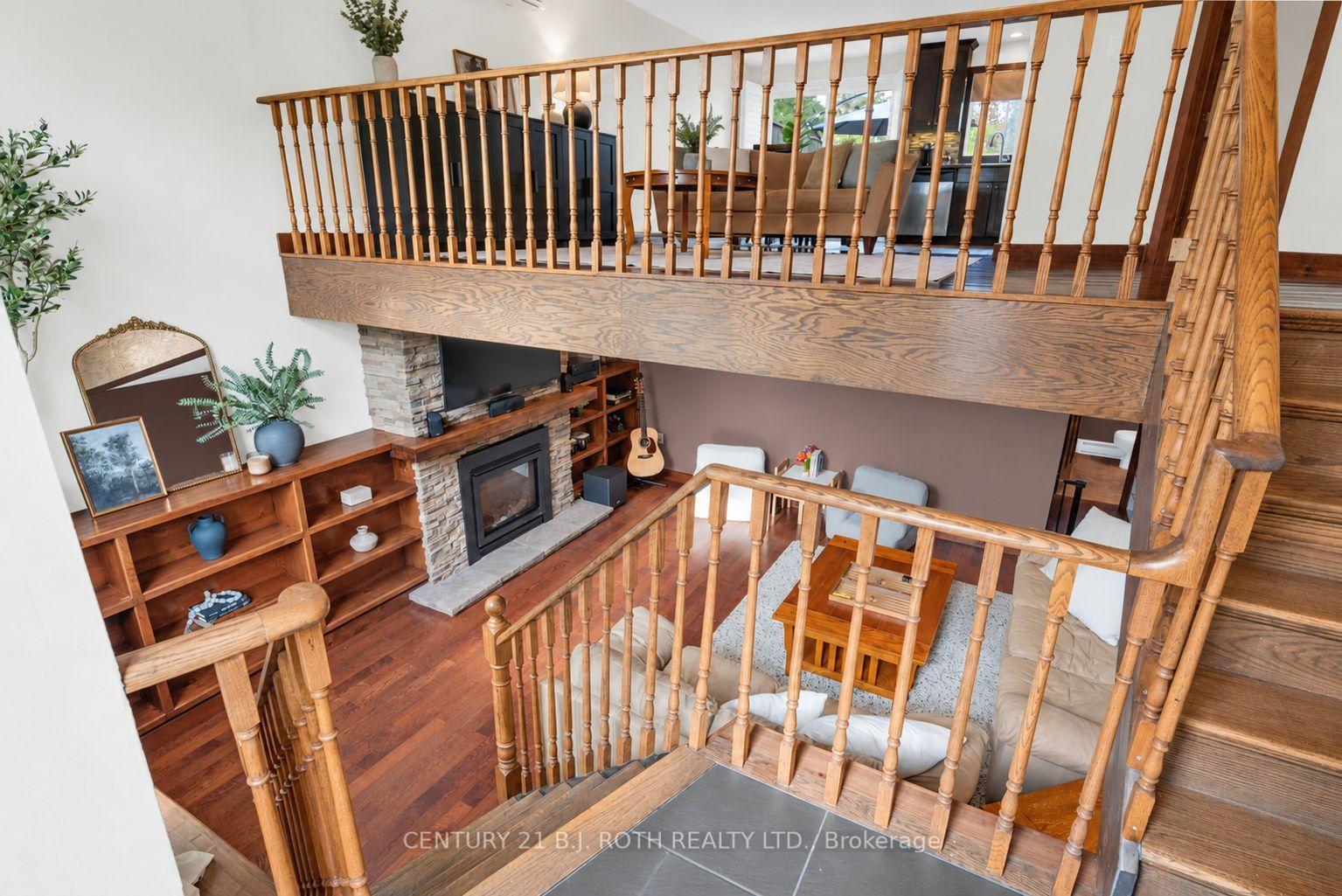 Photo 37 of 76 Fox Run, Barrie, Letitia Heights — HOMEH