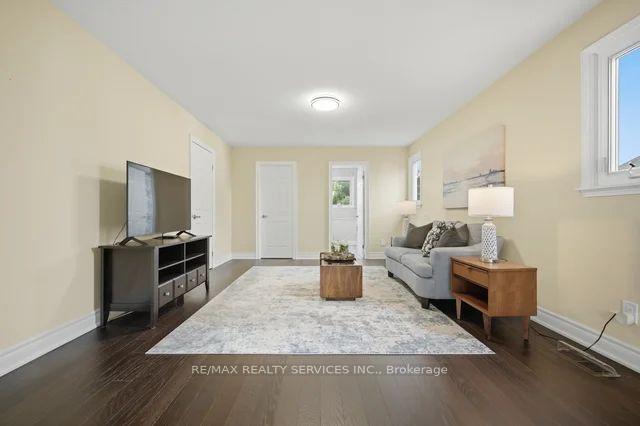 Photo 24 of 20 Noontide Court, Brampton, Westgate — HOMEH