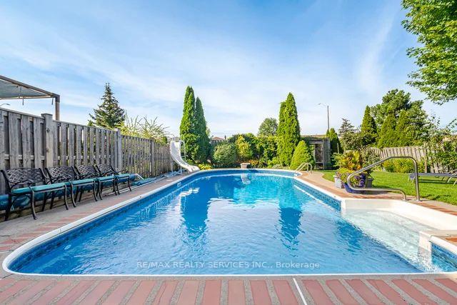 Photo 44 of 20 Noontide Court, Brampton, Westgate — HOMEH