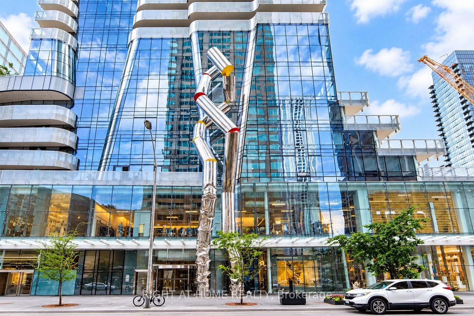 Photo 2 of Unit 7304, 1 Bloor East Street E, Toronto, Church-Yonge Corridor — HOMEH