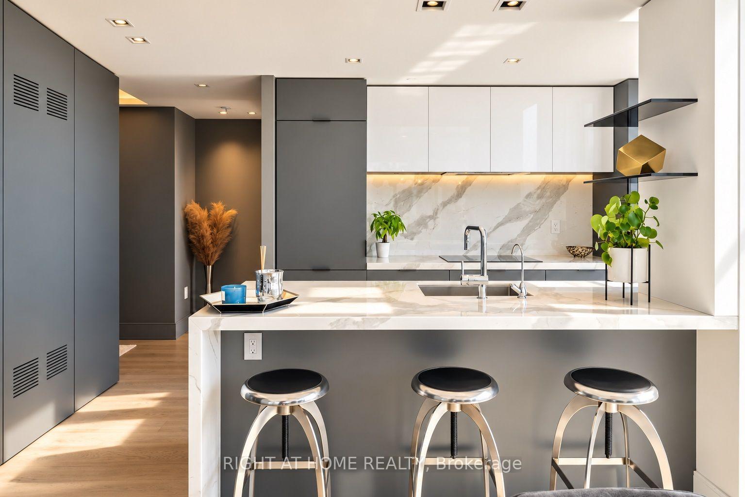 Photo 15 of Unit 7304, 1 Bloor East Street E, Toronto, Church-Yonge Corridor — HOMEH