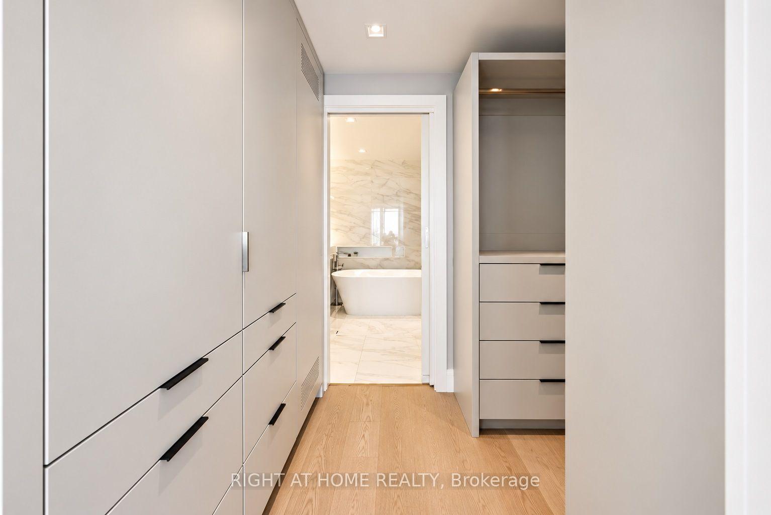 Photo 23 of Unit 7304, 1 Bloor East Street E, Toronto, Church-Yonge Corridor — HOMEH