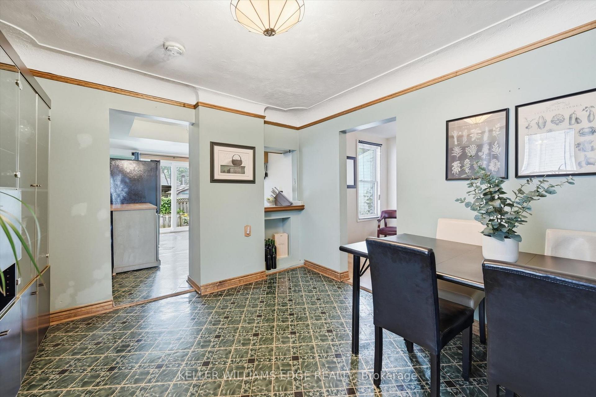 Photo 14 of 144 Campbell Avenue, Hamilton, Crown Point — HOMEH