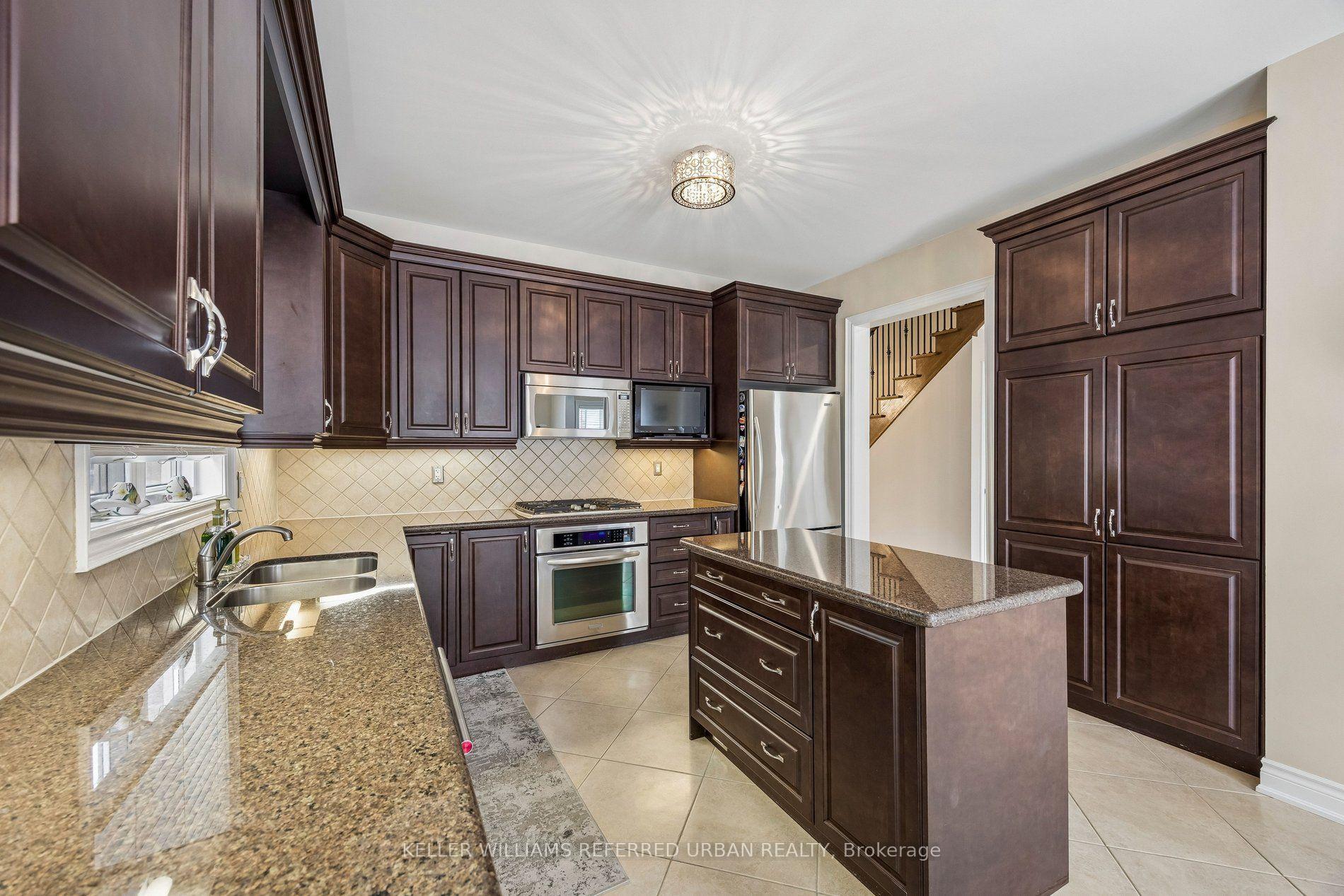 Photo 17 of 12 Silvestre Avenue, Vaughan, Vellore Village — HOMEH