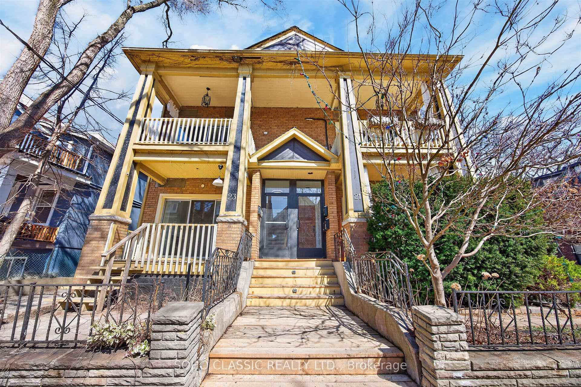 Photo of 23 Fernwood Park Avenue