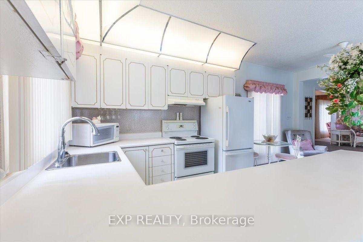 Photo 10 of 1359 Marchand Street, Ottawa, Cyrville Rd./Industrial Park — HOMEH