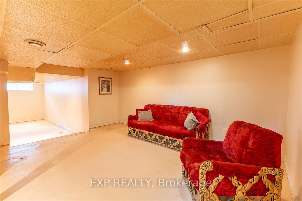 Photo 27 of 1359 Marchand Street, Ottawa, Cyrville Rd./Industrial Park — HOMEH