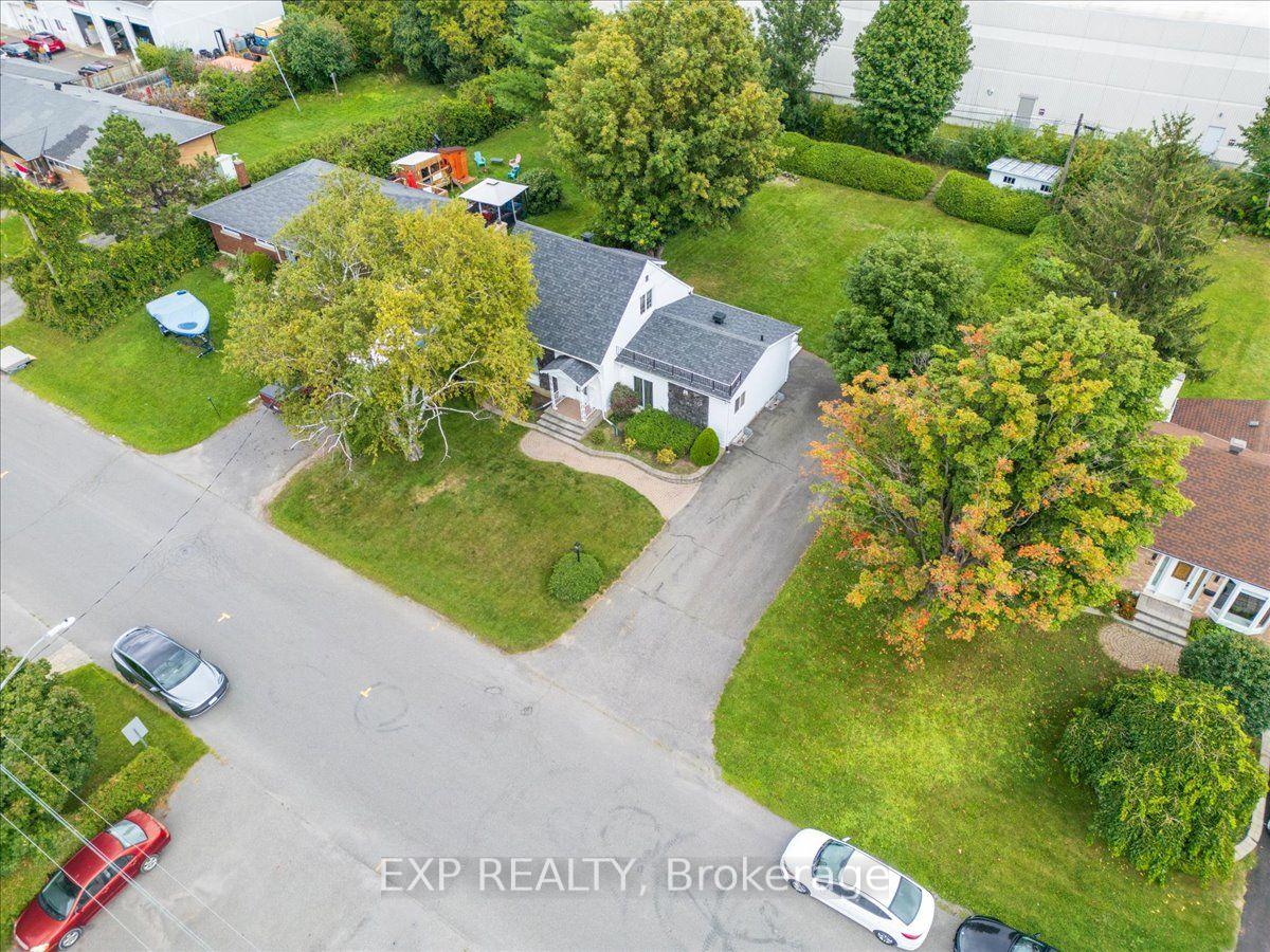 Photo 40 of 1359 Marchand Street, Ottawa, Cyrville Rd./Industrial Park — HOMEH