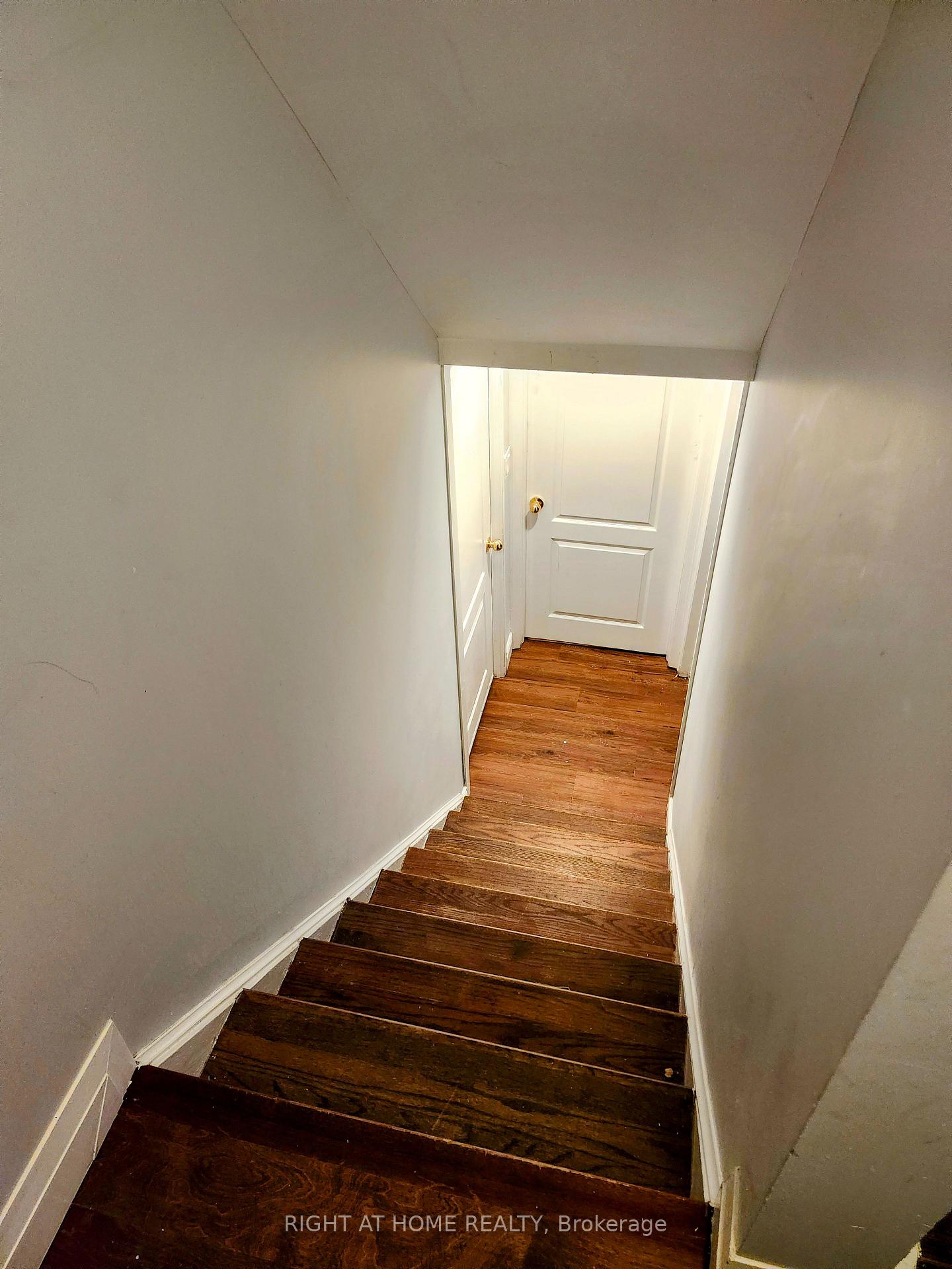 Photo 3 of Unit Basemnt, 48 Westmount Road, Waterloo, Uptown West — HOMEH