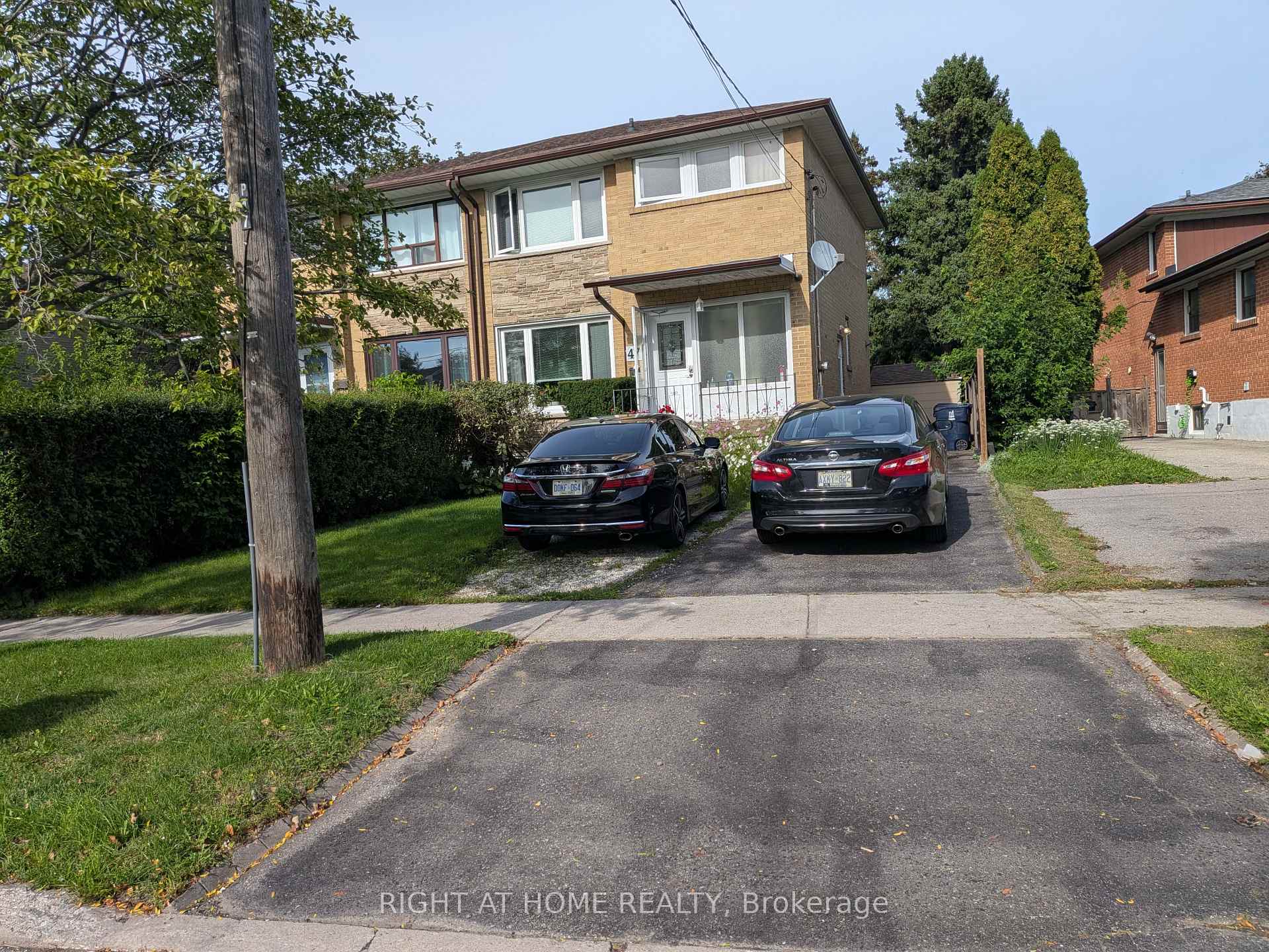 Photo 3 of 47 Roywood Drive, North York, Parkwoods-Donalda — HOMEH