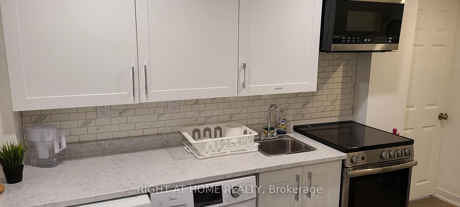 Photo 27 of 47 Roywood Drive, North York, Parkwoods-Donalda — HOMEH