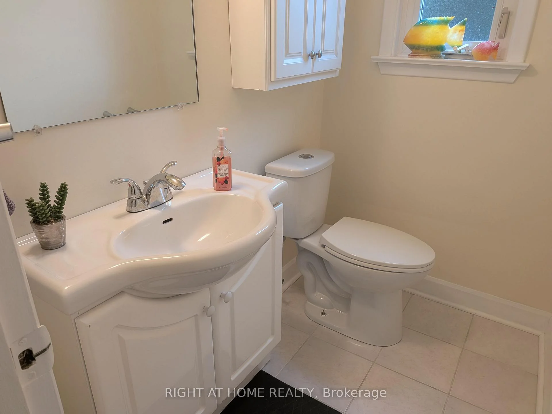Photo 7 of 47 Roywood Drive, North York, Parkwoods-Donalda — HOMEH