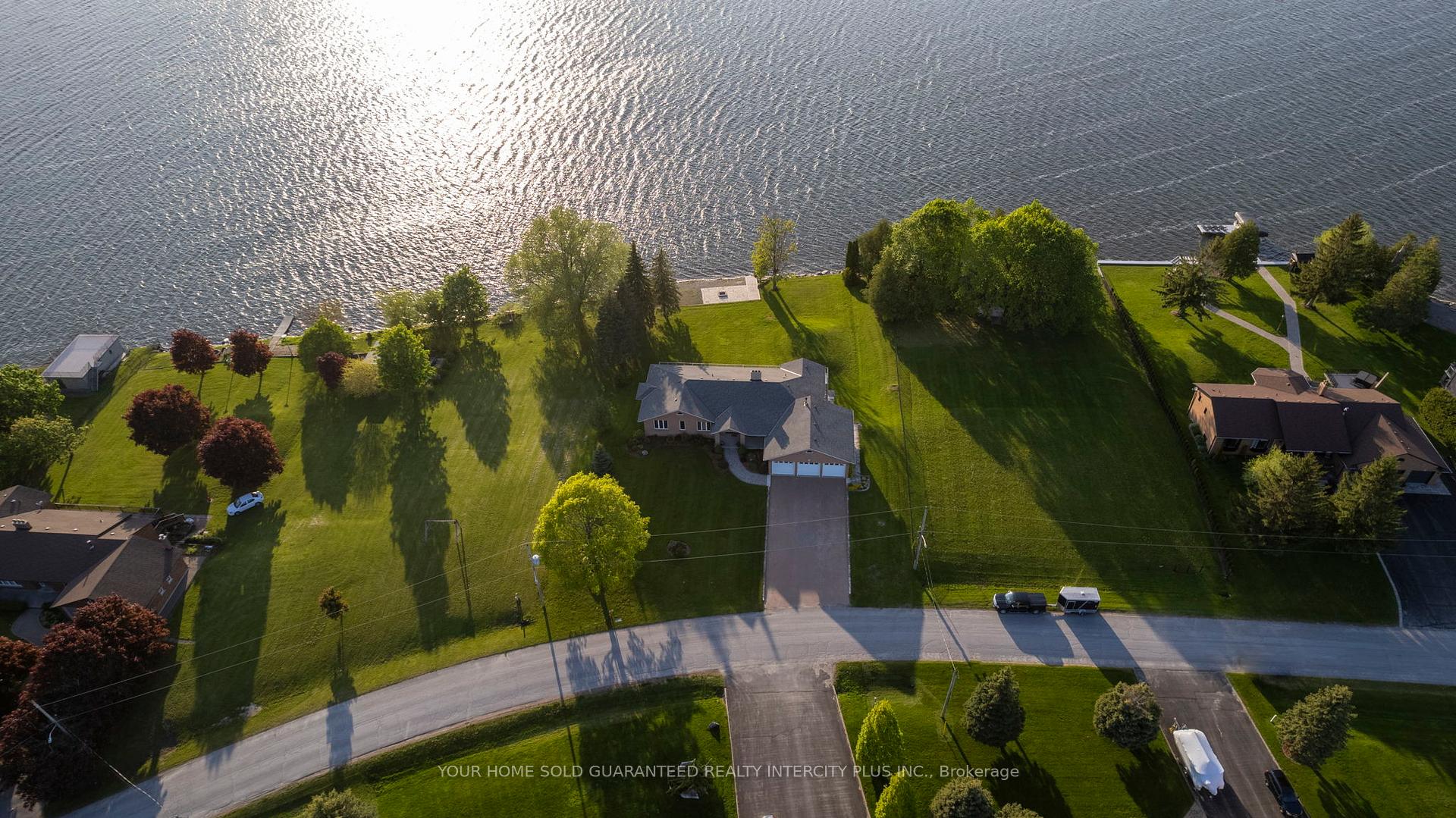 Photo 4 of 592 Fralicks Beach Road, Scugog, Port Perry — HOMEH