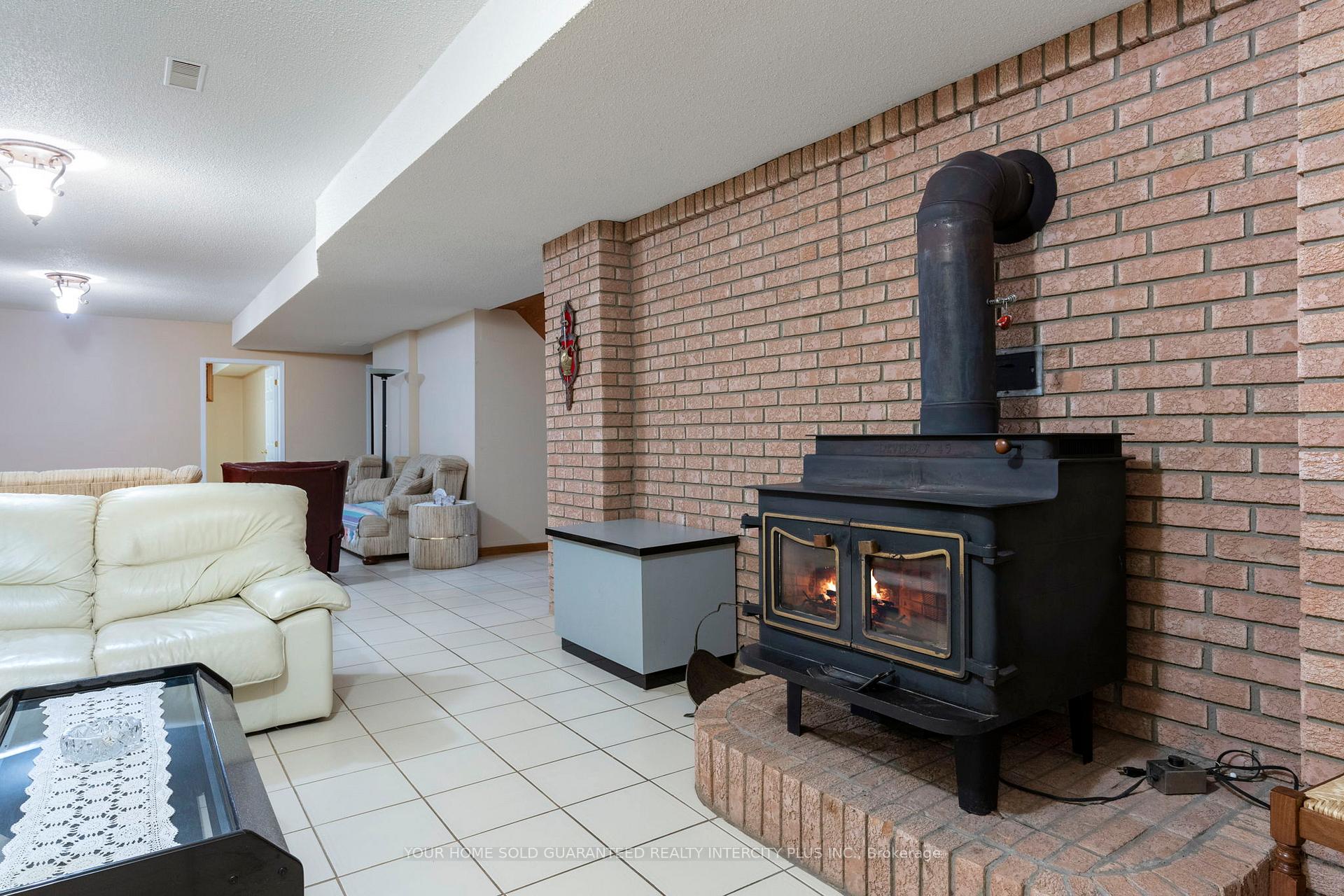 Photo 37 of 592 Fralicks Beach Road, Scugog, Port Perry — HOMEH