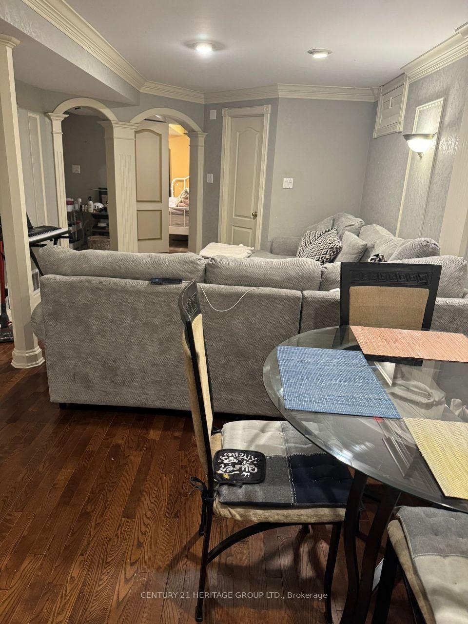 Photo 4 of Unit Bsmt, 71 Primeau Drive, Aurora, Aurora Grove — HOMEH