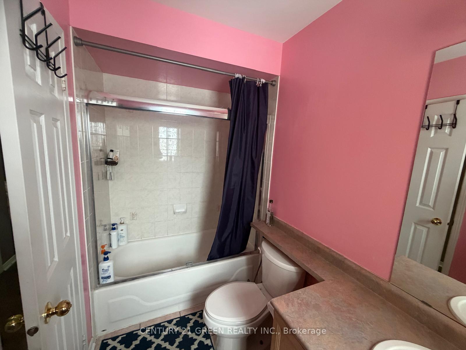 Photo 19 of Unit Main & 2nd Level, 68 Seaside Circle, Brampton, Sandringham-Wellington — HOMEH
