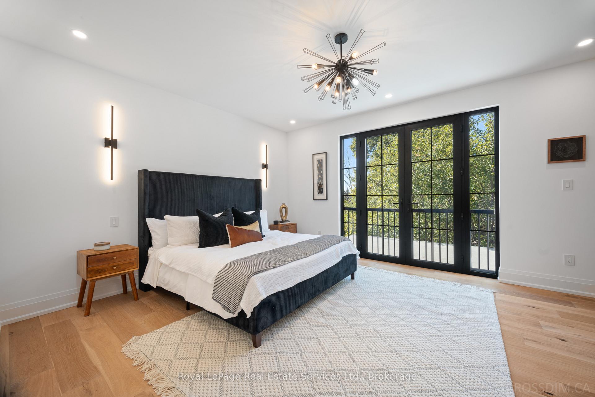Photo 20 of 480 Scarsdale Crescent, Oakville, West — HOMEH