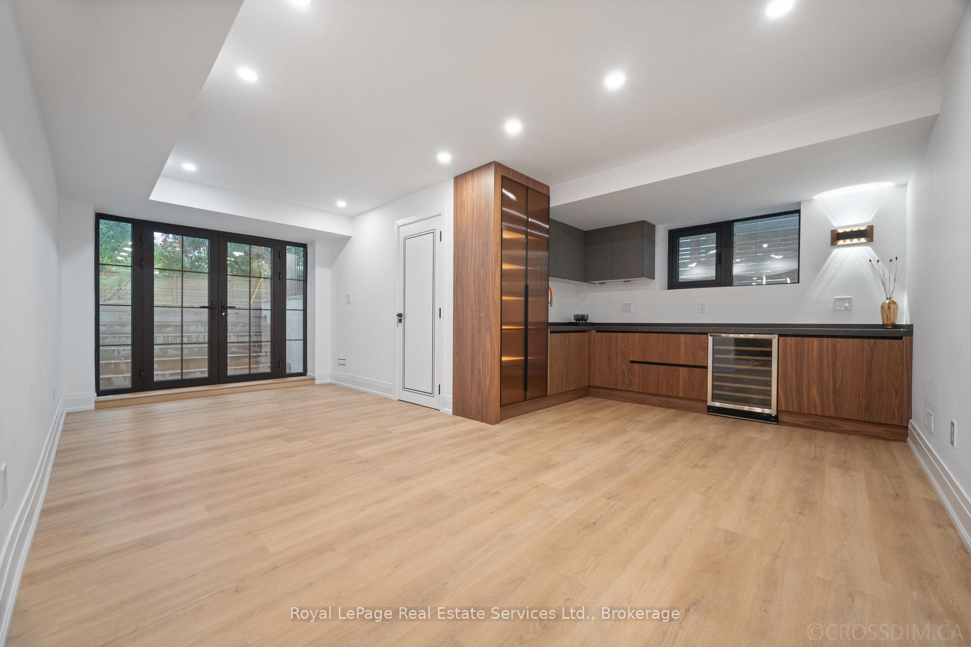 Photo 38 of 480 Scarsdale Crescent, Oakville, West — HOMEH