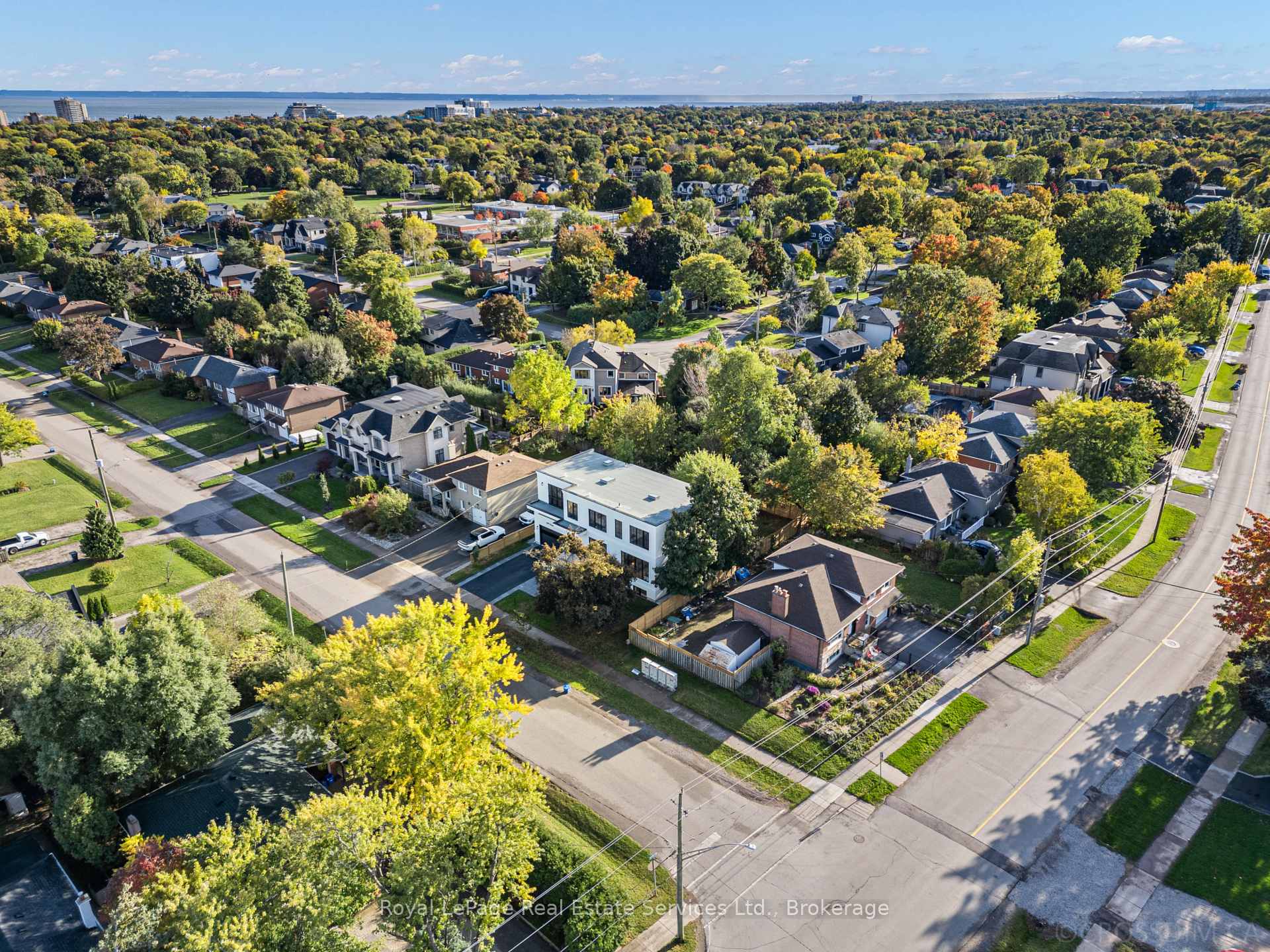 Photo 49 of 480 Scarsdale Crescent, Oakville, West — HOMEH