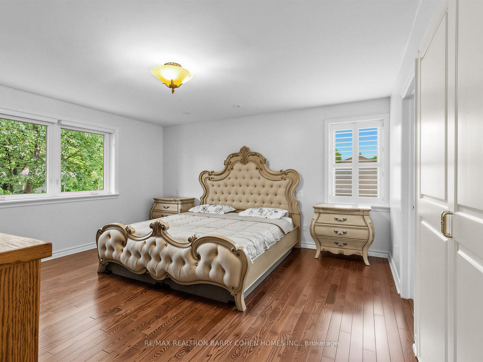 Photo 17 of 8 Boldmere Crescent, North York, Bayview Village — HOMEH