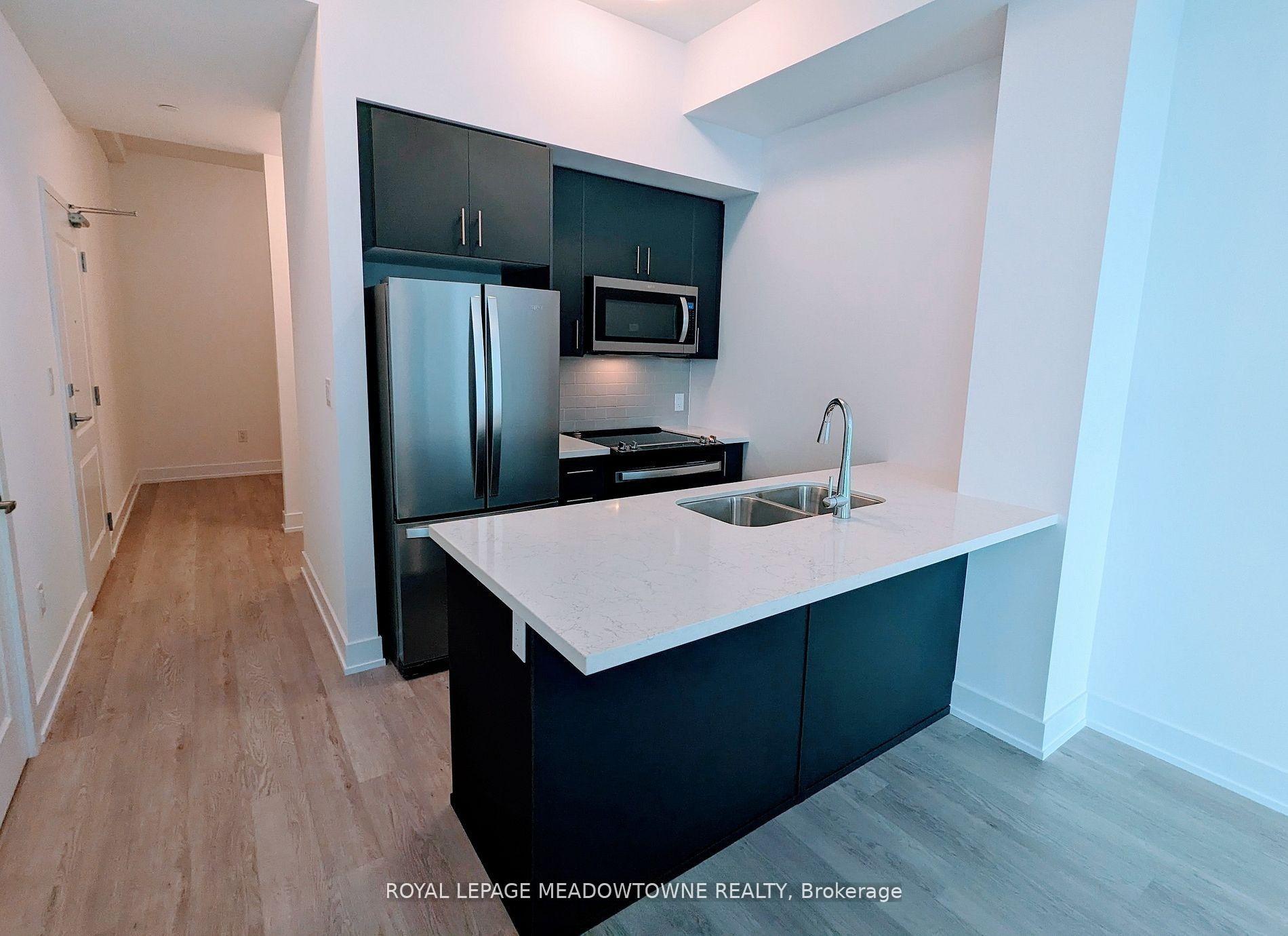 Photo 3 of Unit 501, 460 Dundas Street E, Hamilton, Waterdown — HOMEH