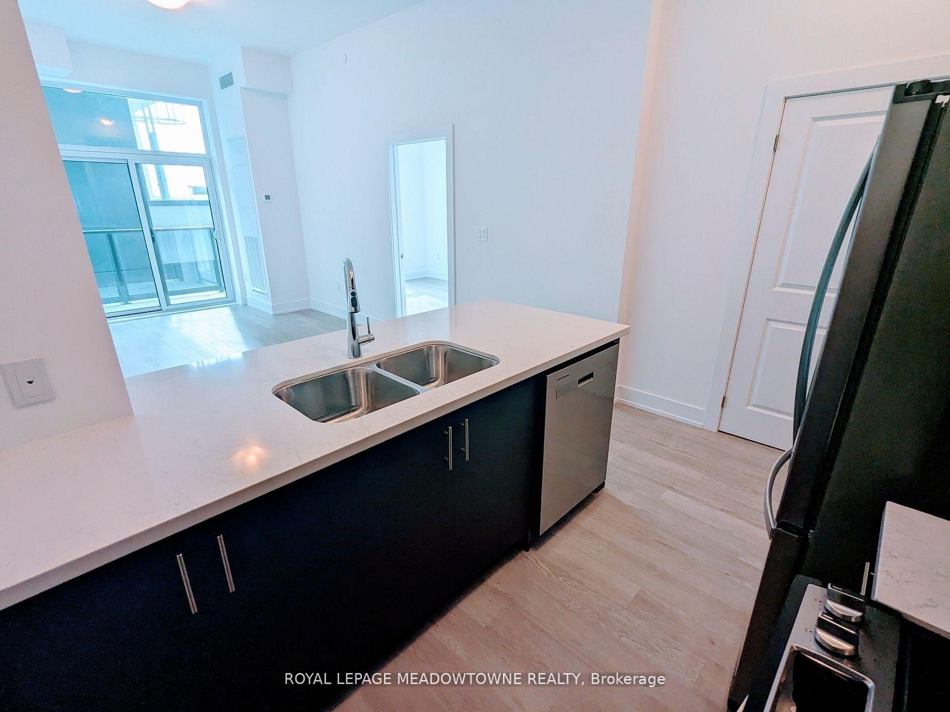 Photo 5 of Unit 501, 460 Dundas Street E, Hamilton, Waterdown — HOMEH