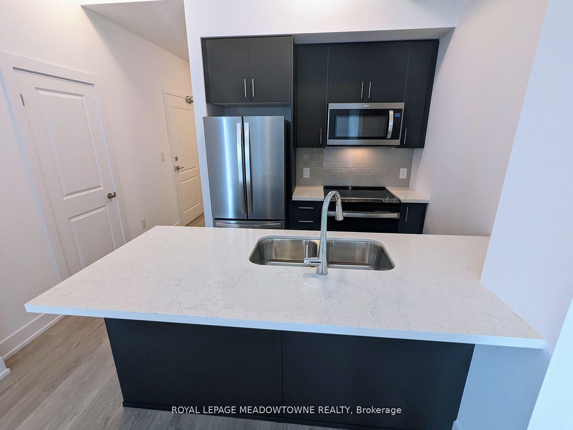 Photo 6 of Unit 501, 460 Dundas Street E, Hamilton, Waterdown — HOMEH