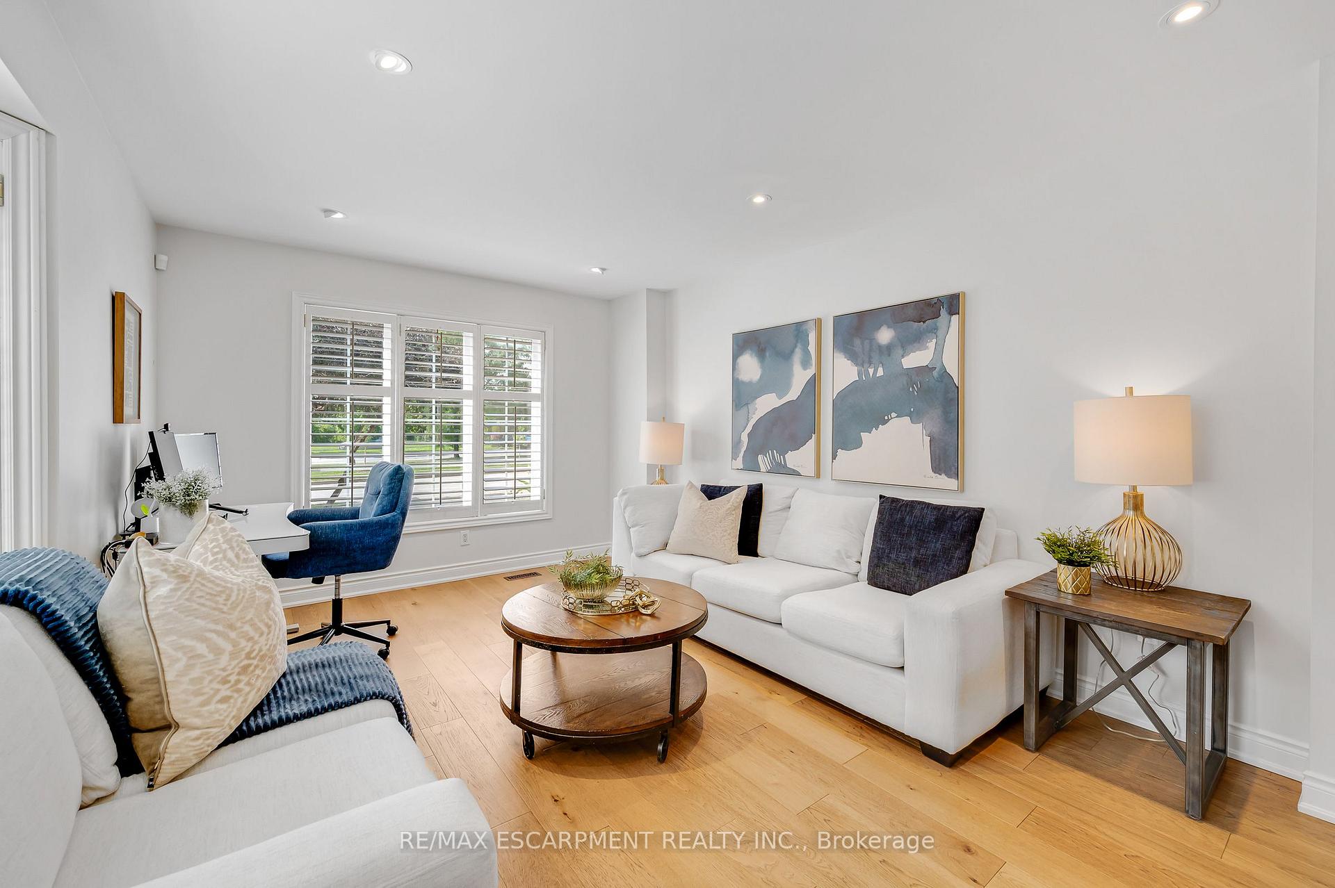 Photo 16 of 4013 Jarvis Crescent, Burlington, Rose — HOMEH