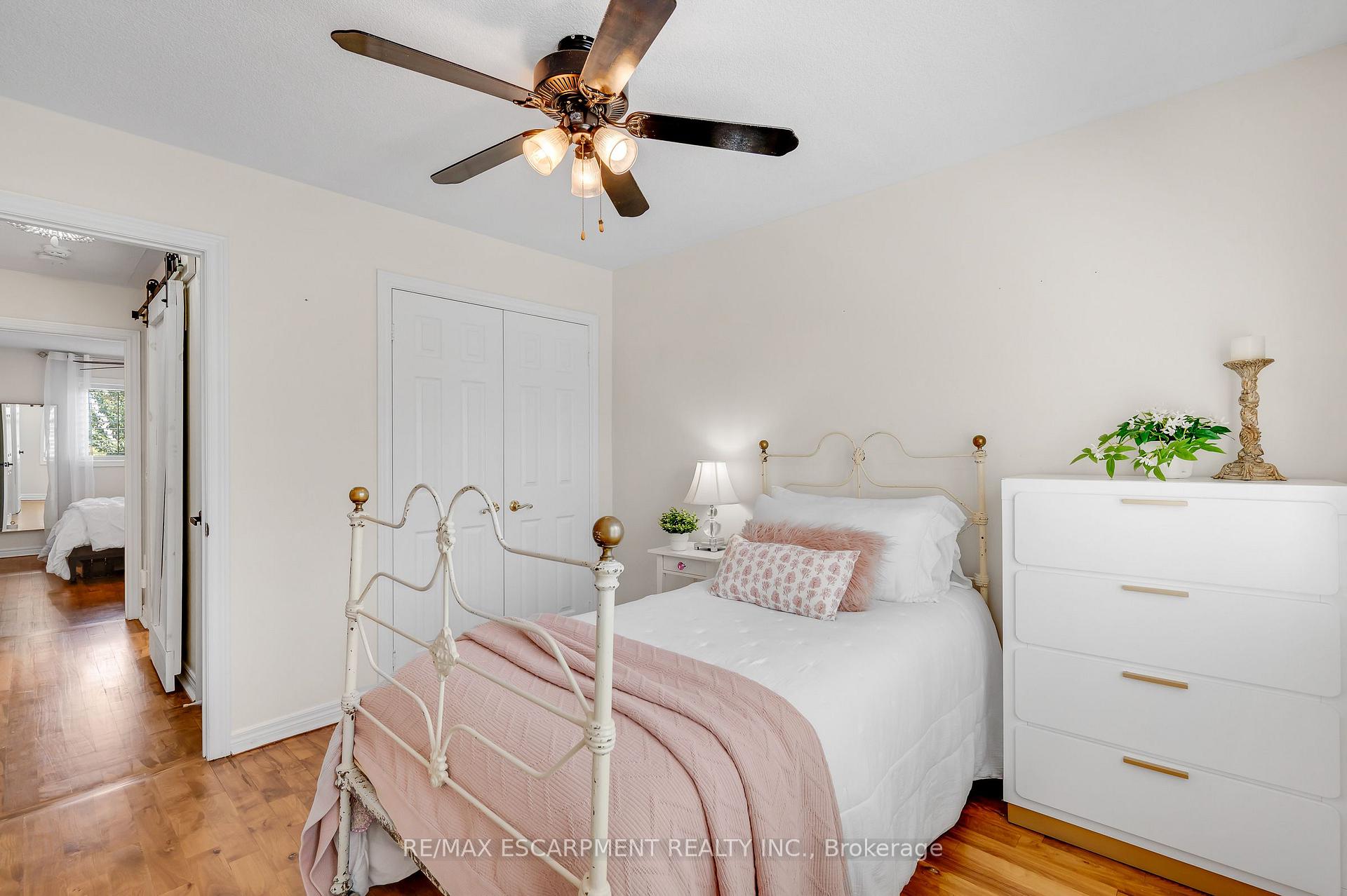 Photo 28 of 4013 Jarvis Crescent, Burlington, Rose — HOMEH
