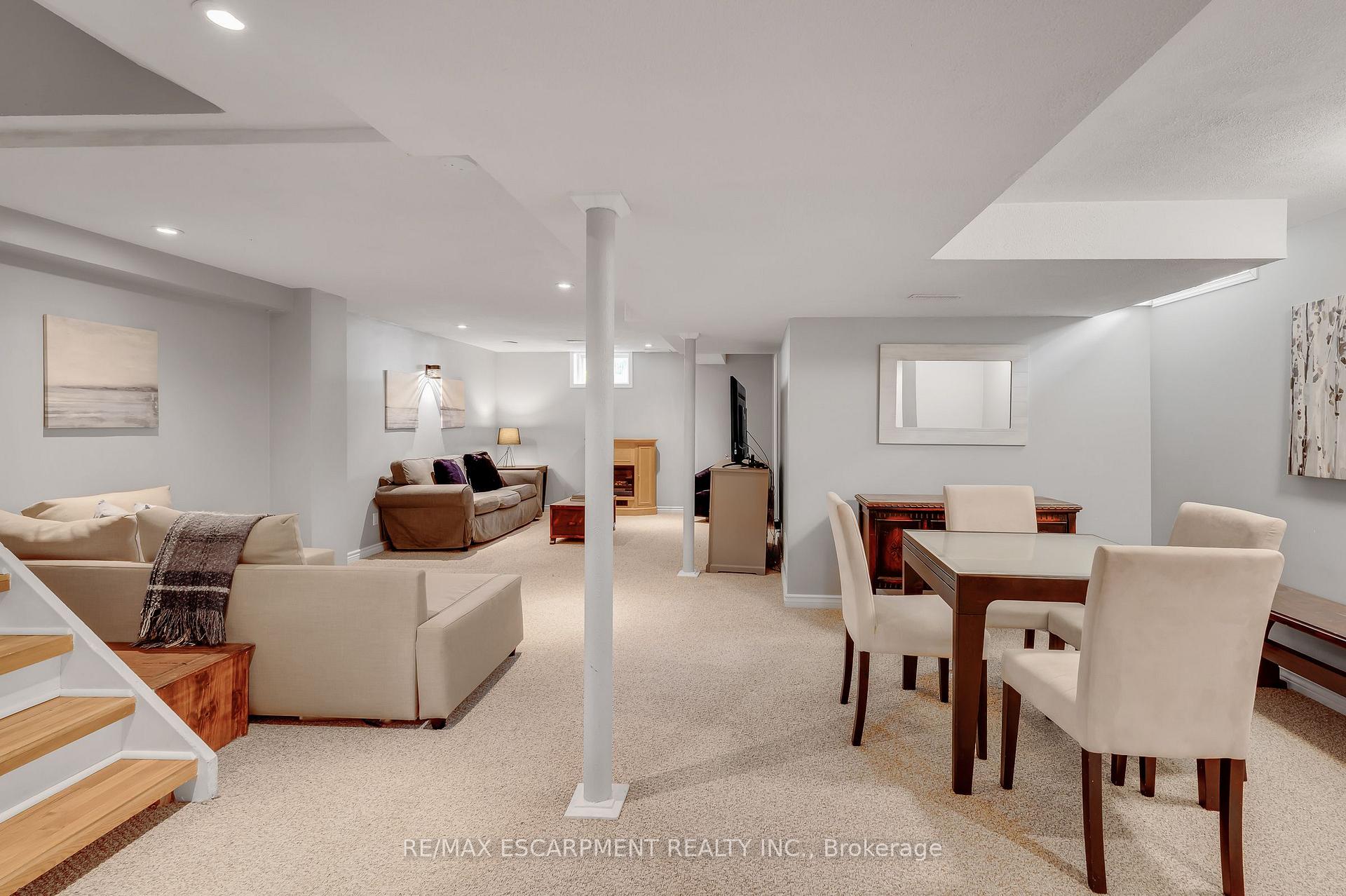 Photo 31 of 4013 Jarvis Crescent, Burlington, Rose — HOMEH