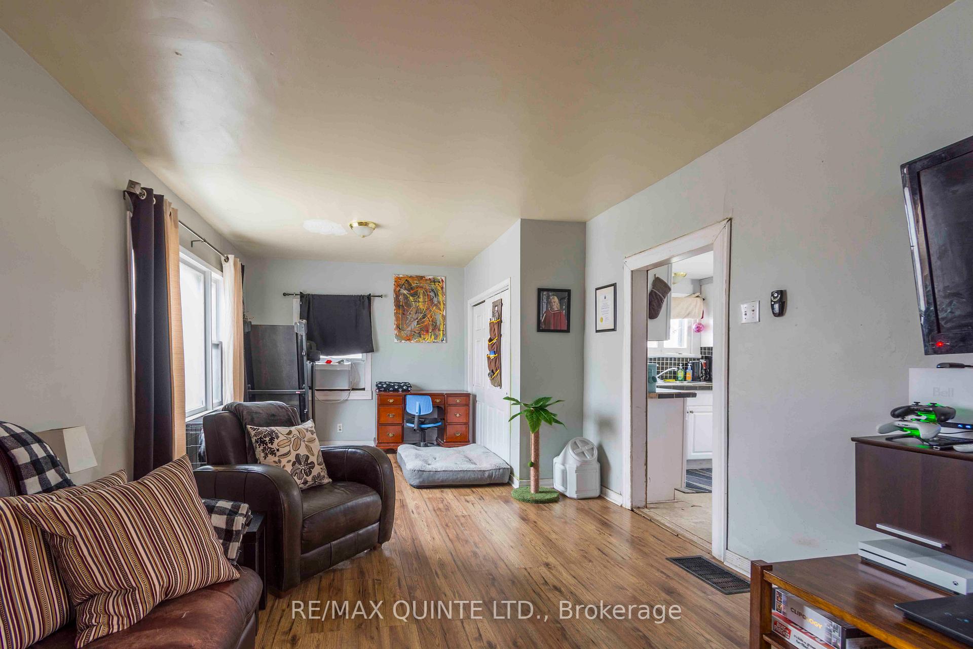 Photo 5 of 20 Mccann Street, Quinte West, Trenton Ward — HOMEH