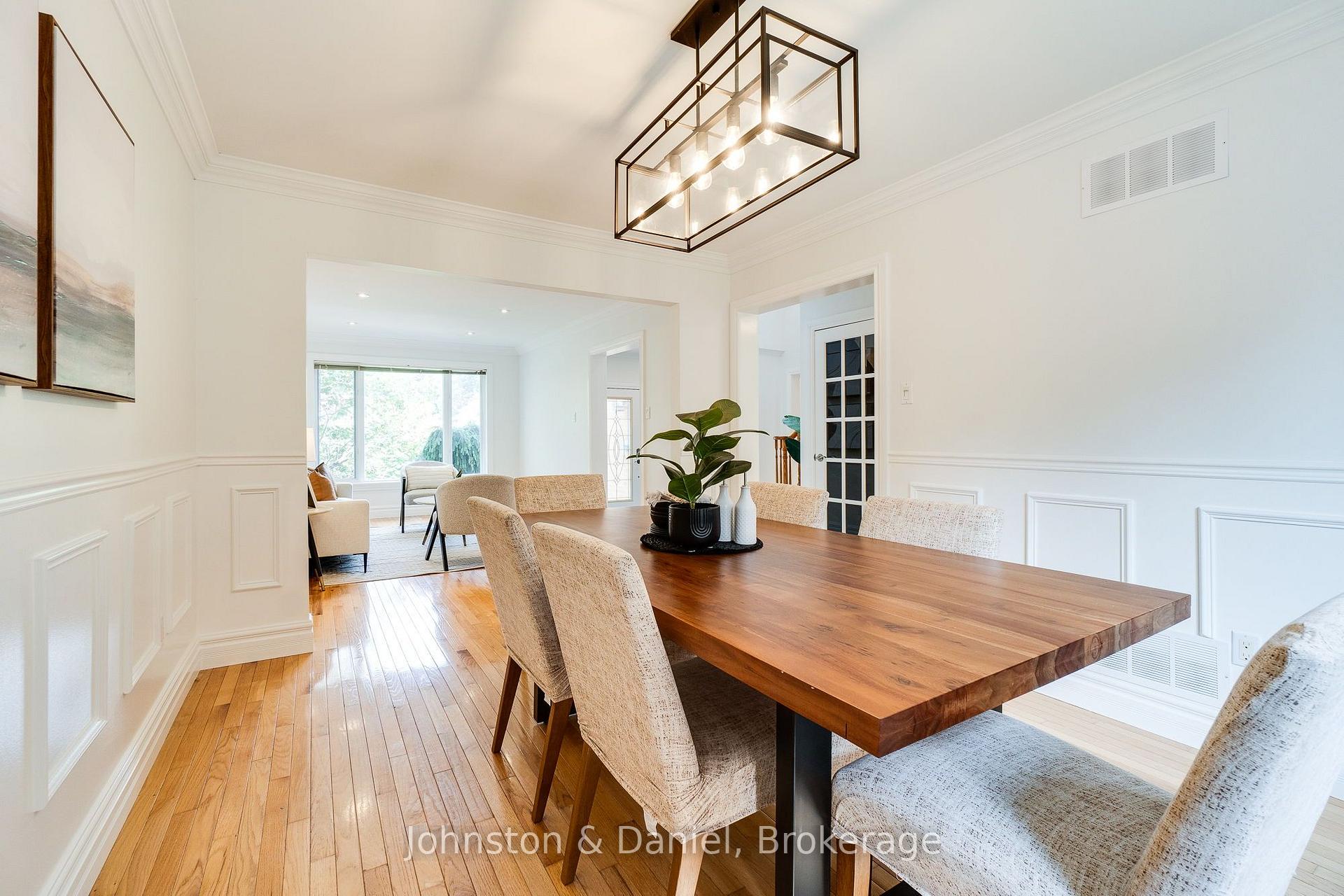 Photo 15 of 12 Jason Crescent, Halton Hills, Georgetown — HOMEH