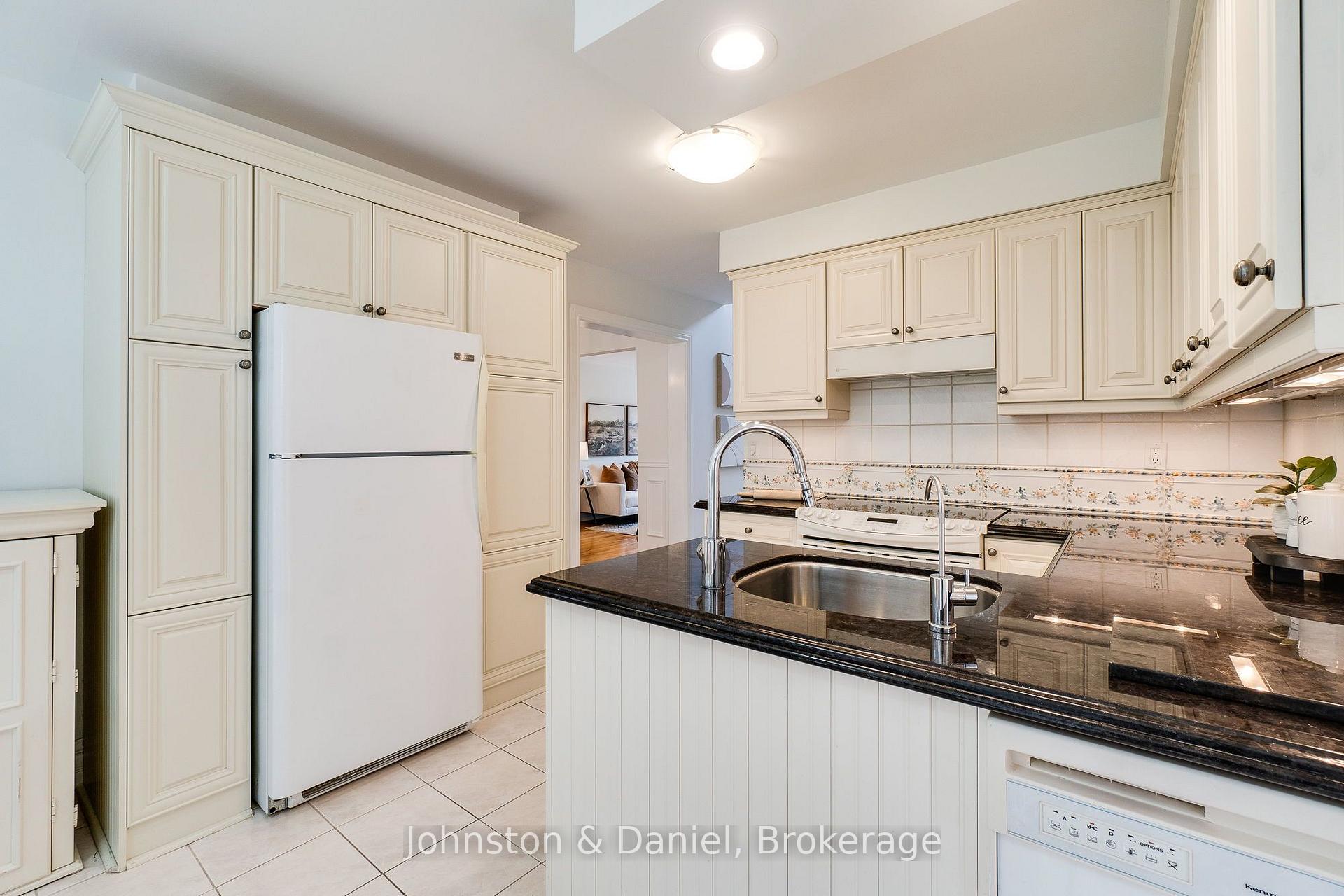 Photo 19 of 12 Jason Crescent, Halton Hills, Georgetown — HOMEH