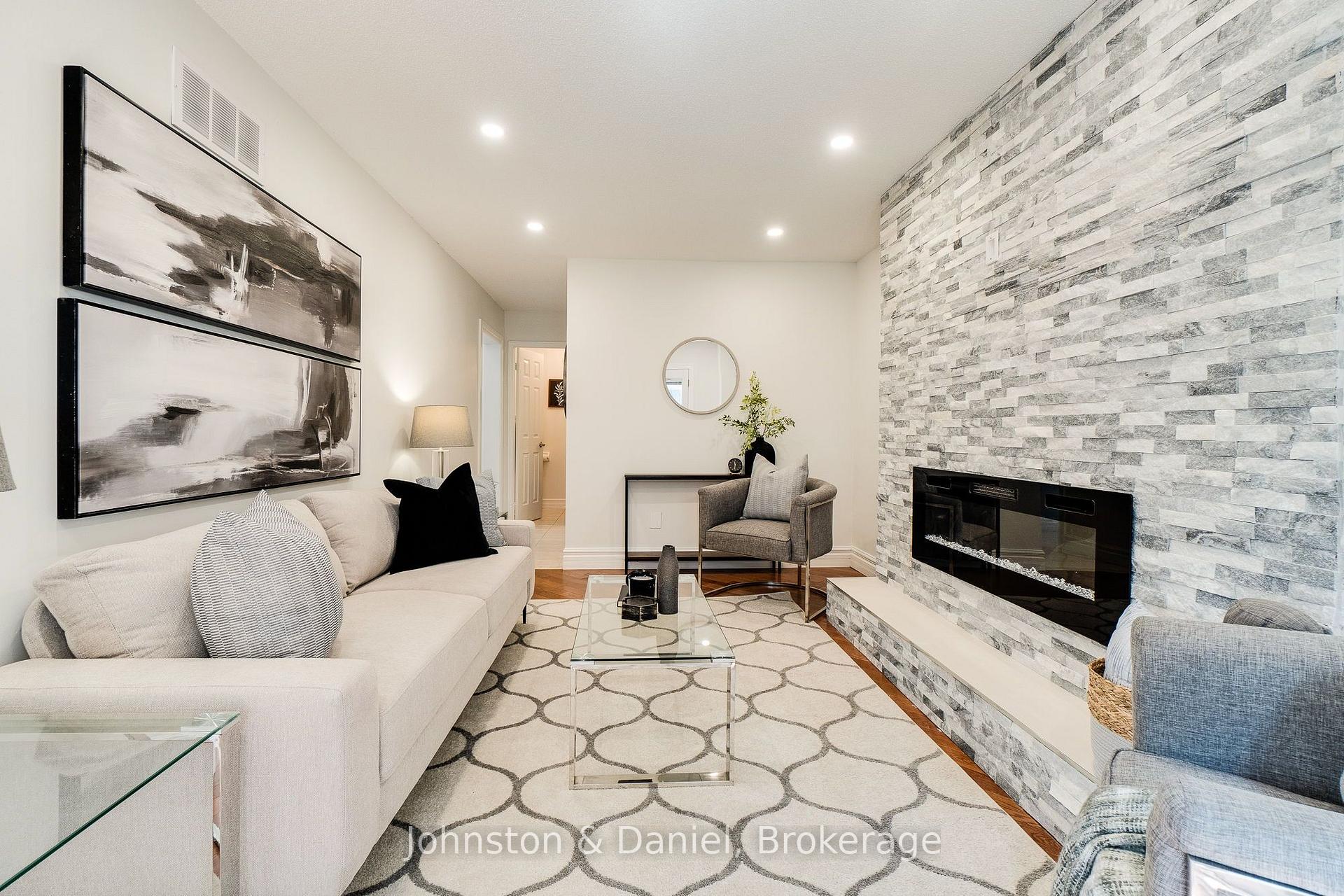 Photo 22 of 12 Jason Crescent, Halton Hills, Georgetown — HOMEH