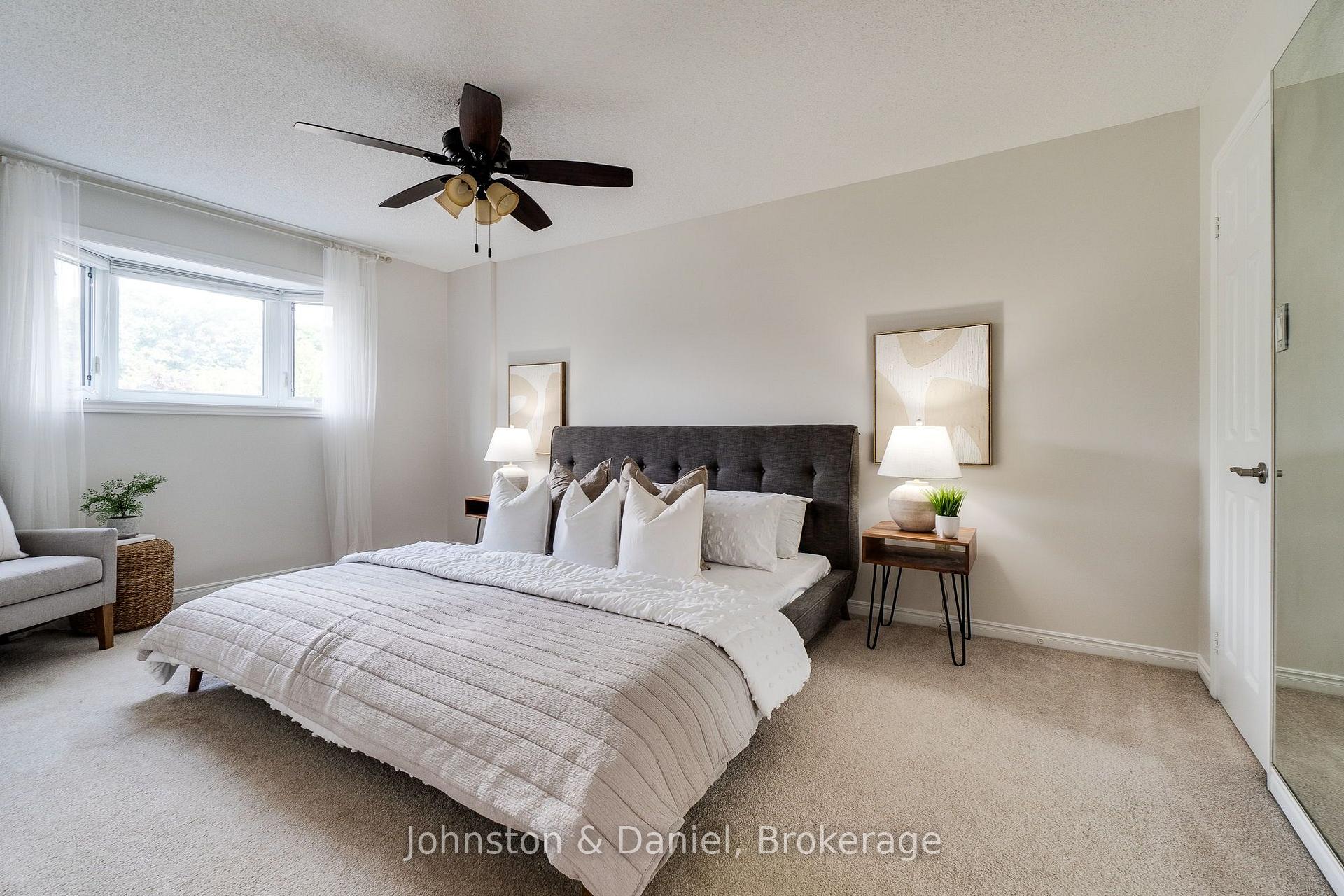 Photo 31 of 12 Jason Crescent, Halton Hills, Georgetown — HOMEH