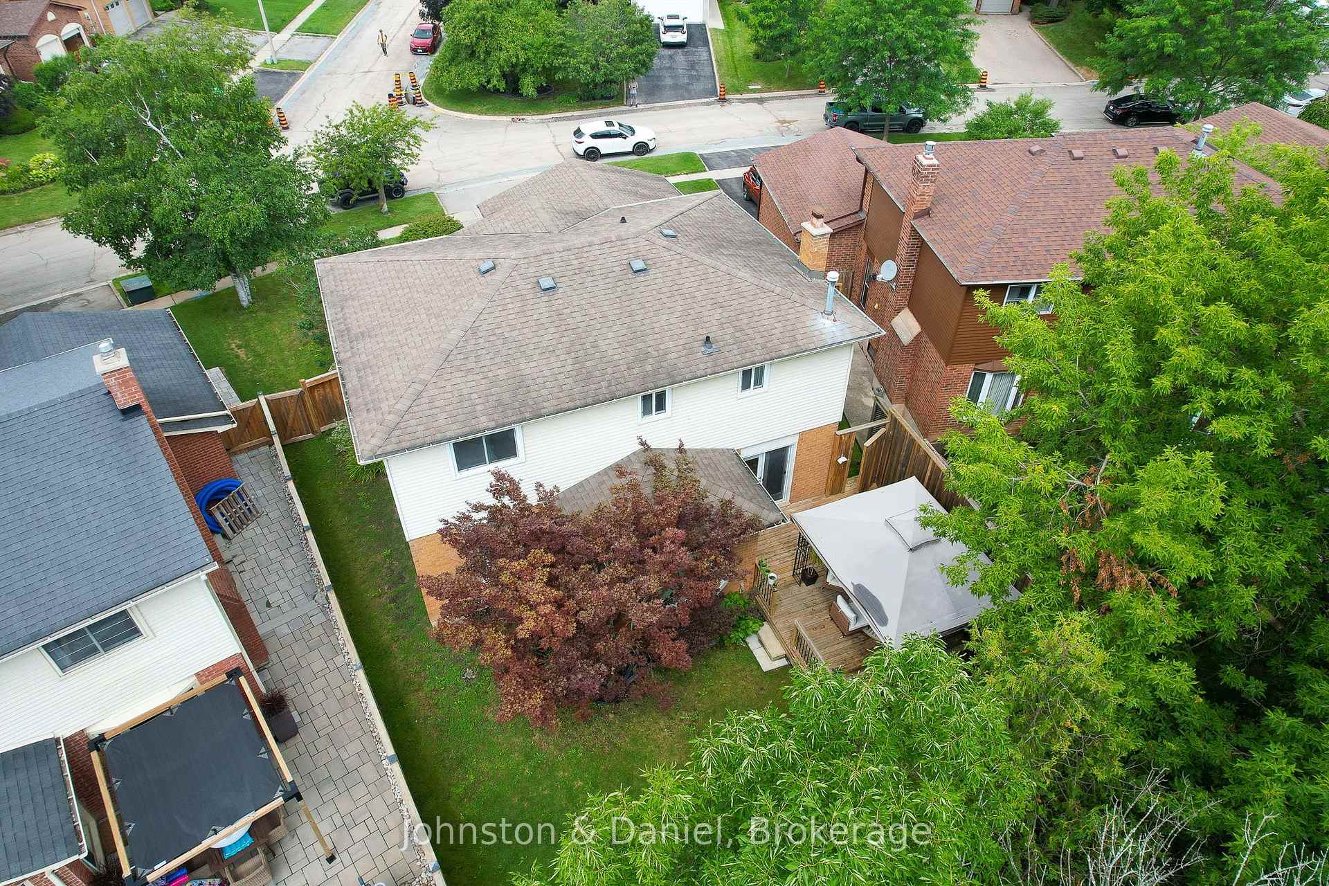 Photo 50 of 12 Jason Crescent, Halton Hills, Georgetown — HOMEH