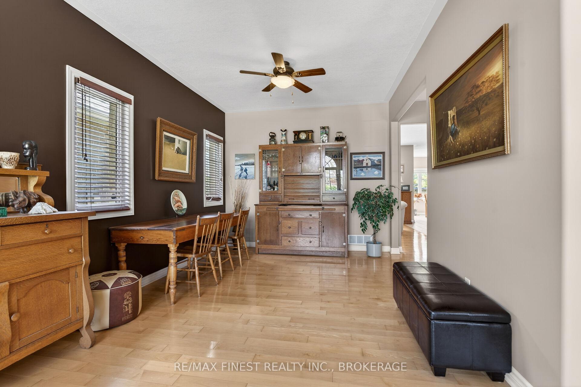 Photo 10 of 417 Mccallum Street, Kingston, Kingston East (Incl Barret Crt) — HOMEH