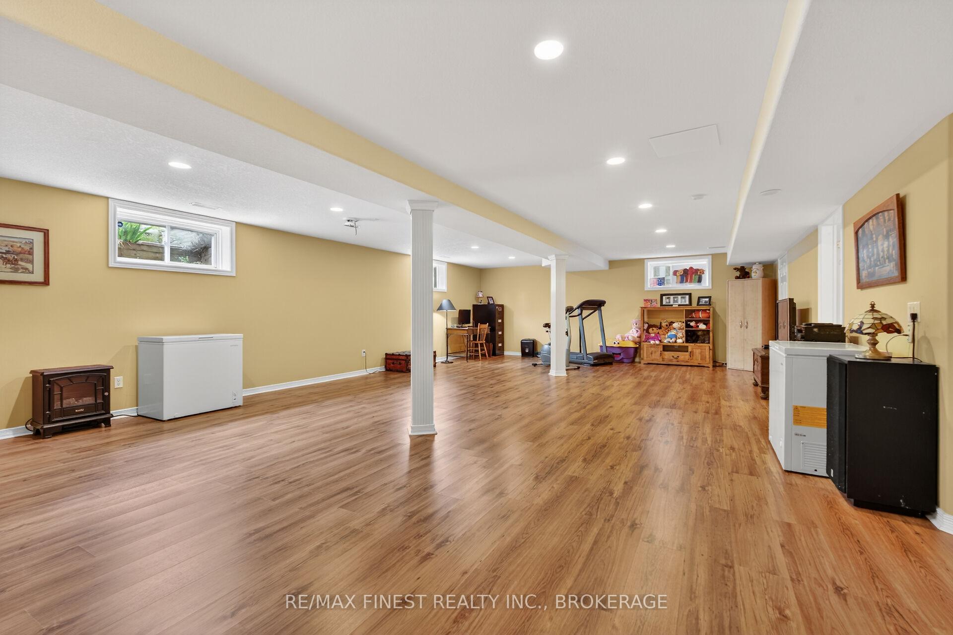 Photo 35 of 417 Mccallum Street, Kingston, Kingston East (Incl Barret Crt) — HOMEH