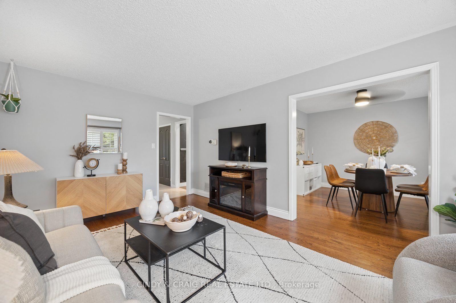 Photo 5 of 69 Kintyre Street, Clarington, Courtice — HOMEH