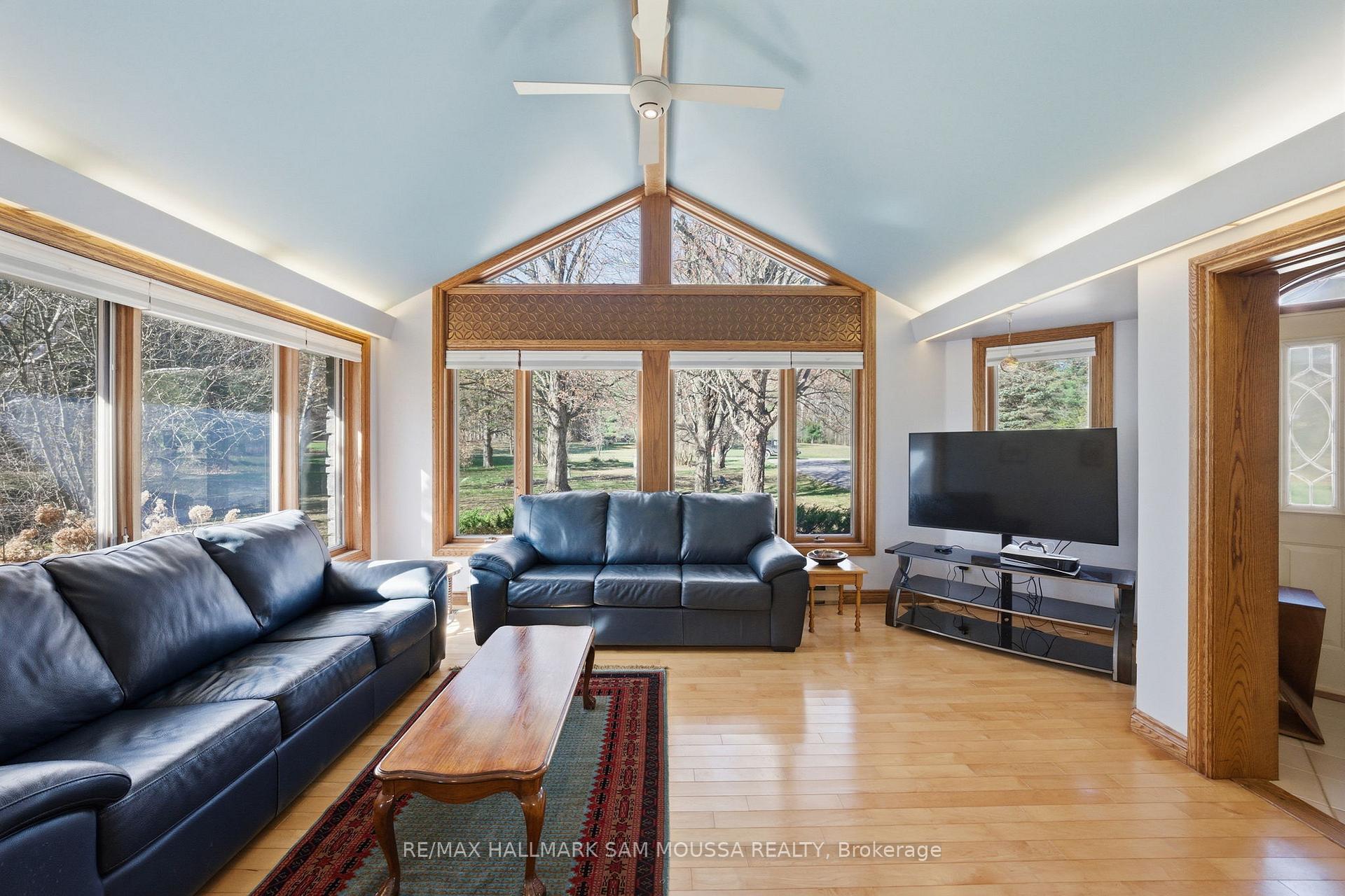 Photo 7 of 122 Colonel Nicholson Lane, Ottawa, Constance Bay — HOMEH