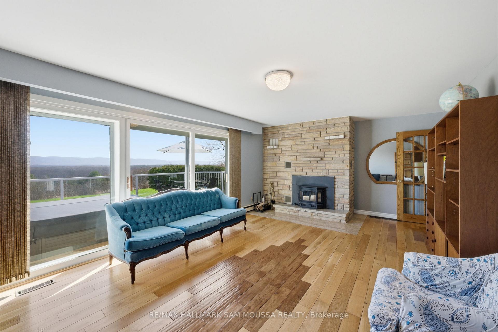 Photo 13 of 122 Colonel Nicholson Lane, Ottawa, Constance Bay — HOMEH