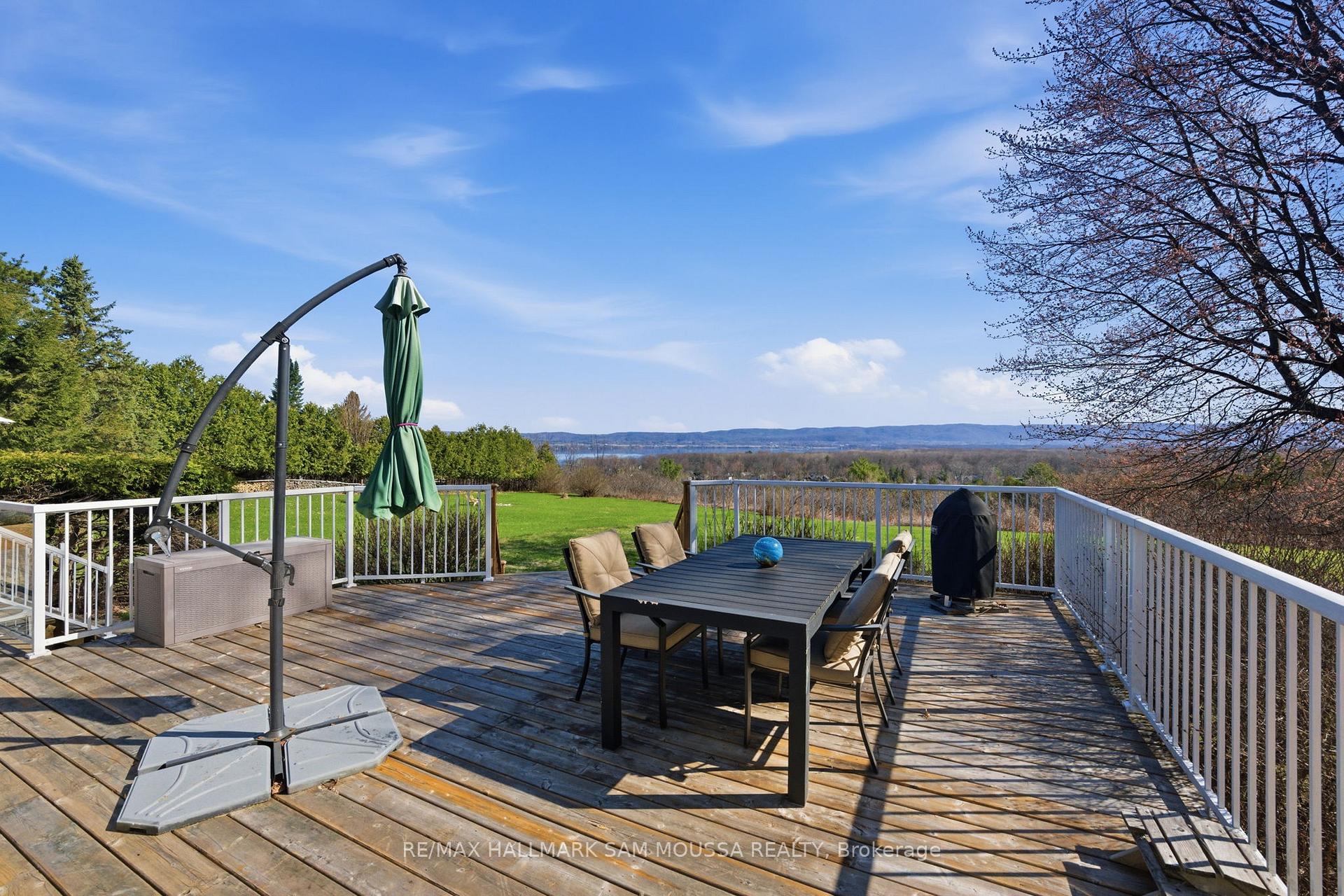 Photo 37 of 122 Colonel Nicholson Lane, Ottawa, Constance Bay — HOMEH